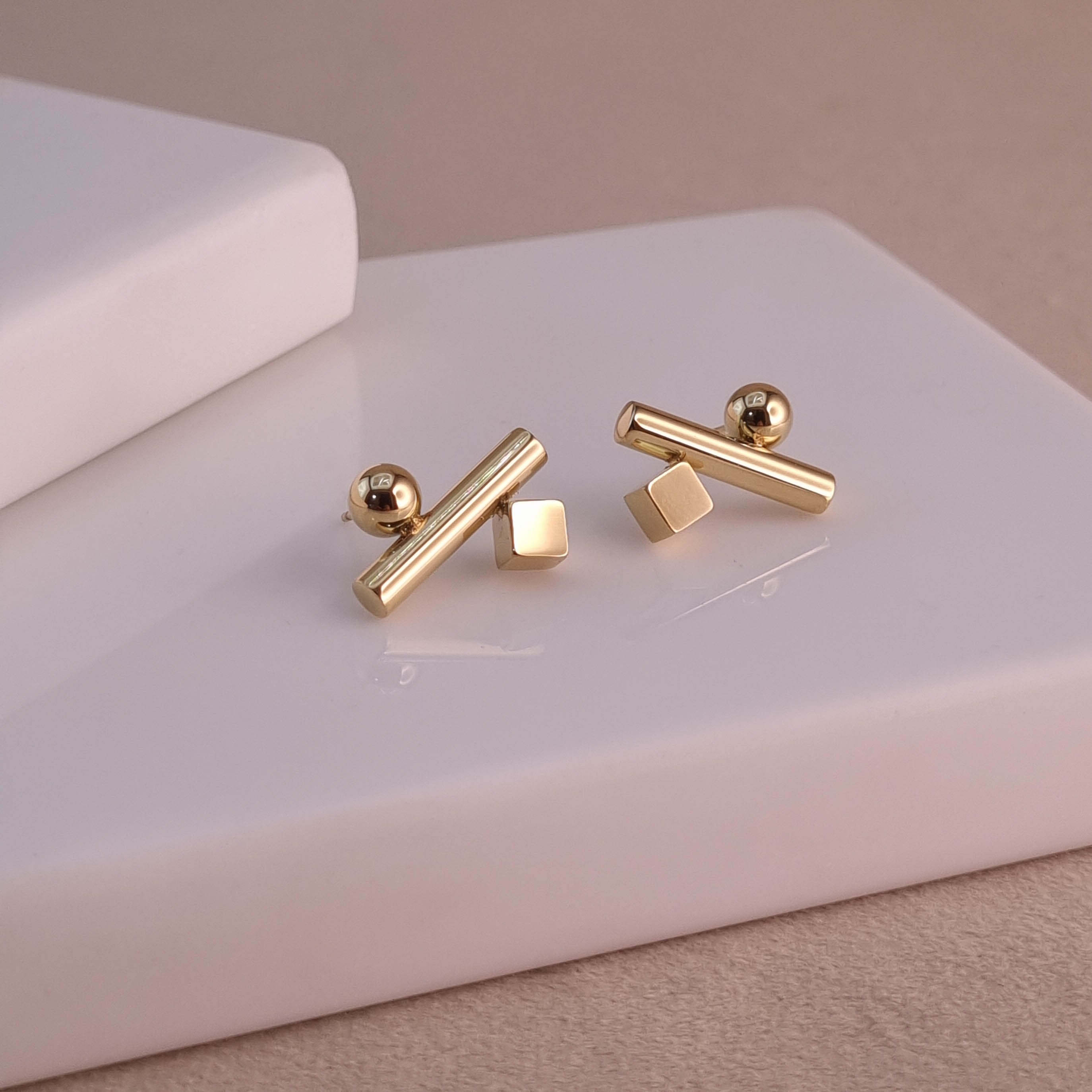 Modern Balance Studs