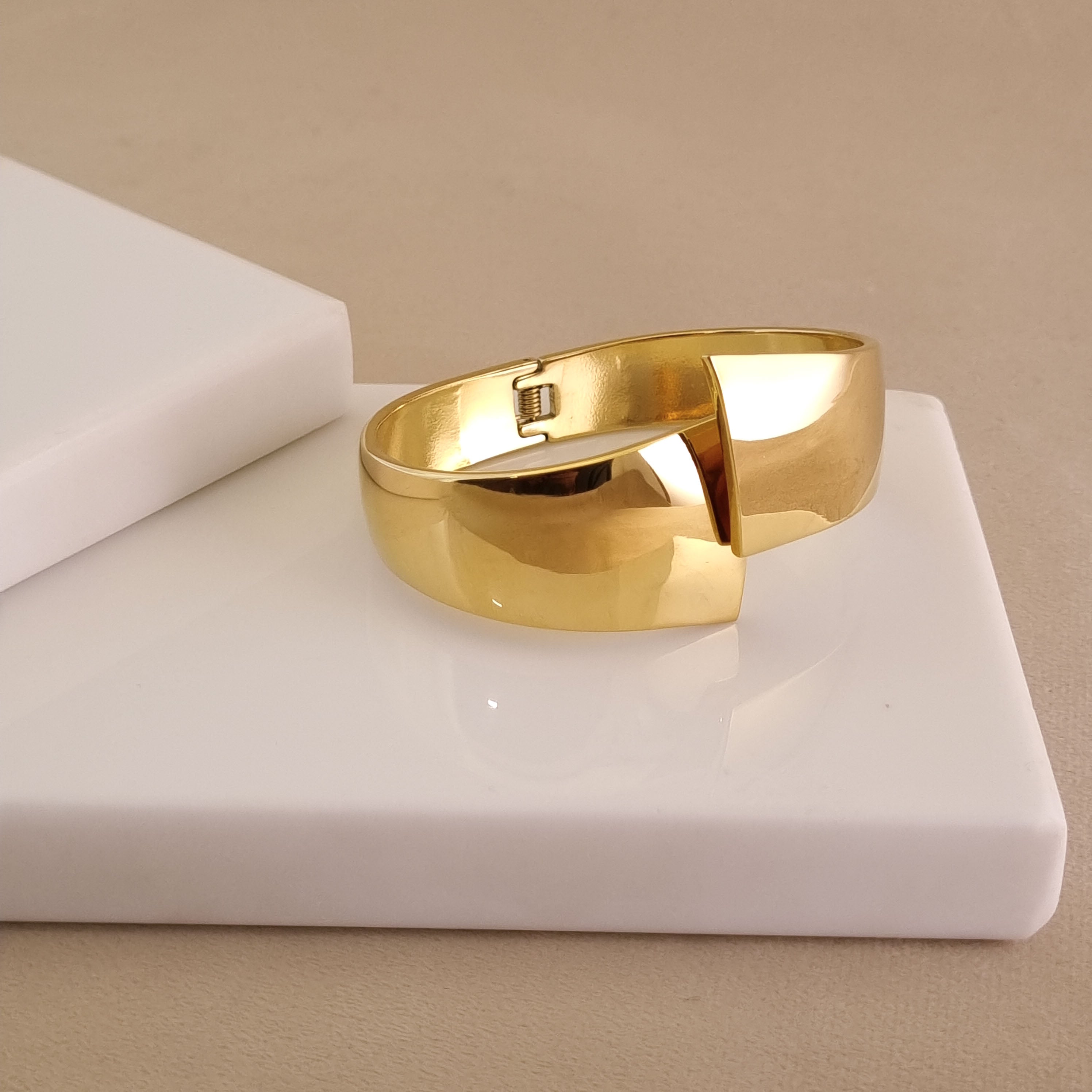 Sculptural Contour Cuff