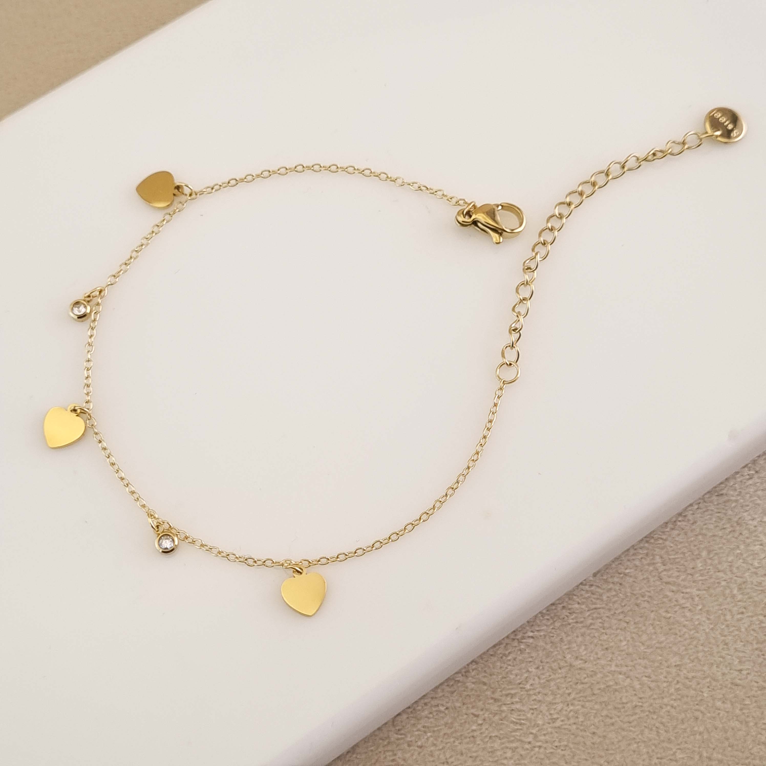 Heart Charm Gold Bracelet