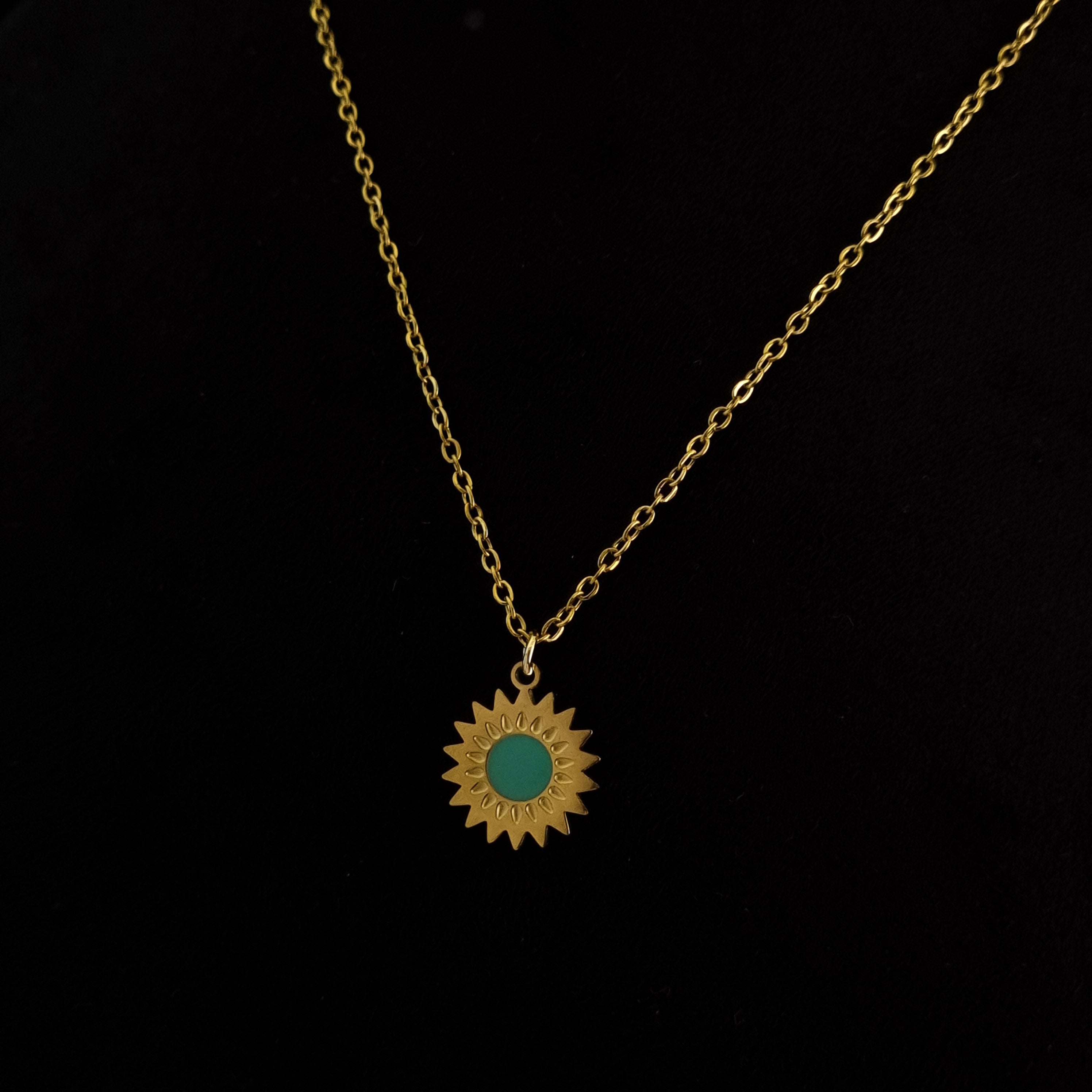 Sunseeker Delicate Chain