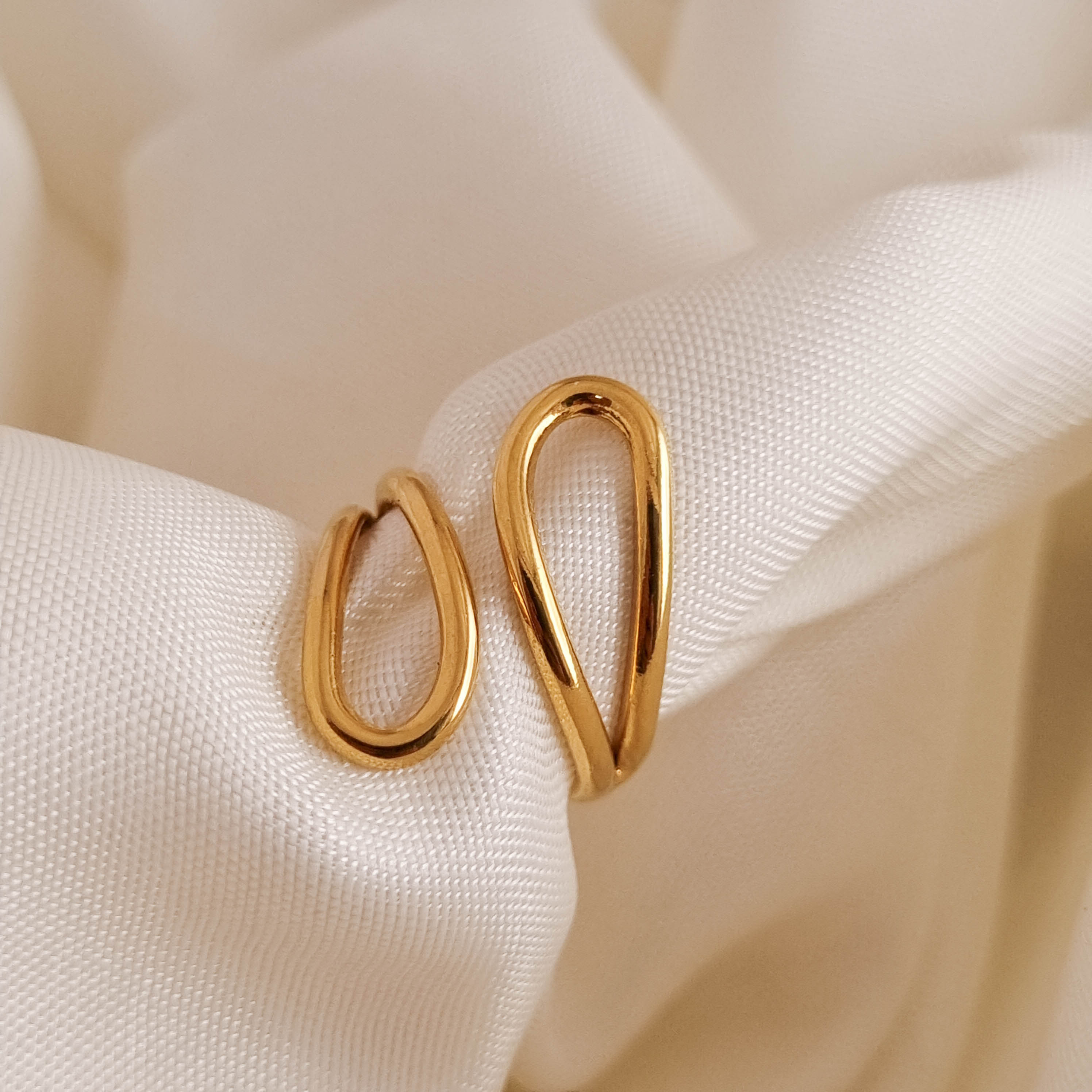 Sculptural Aura Ring