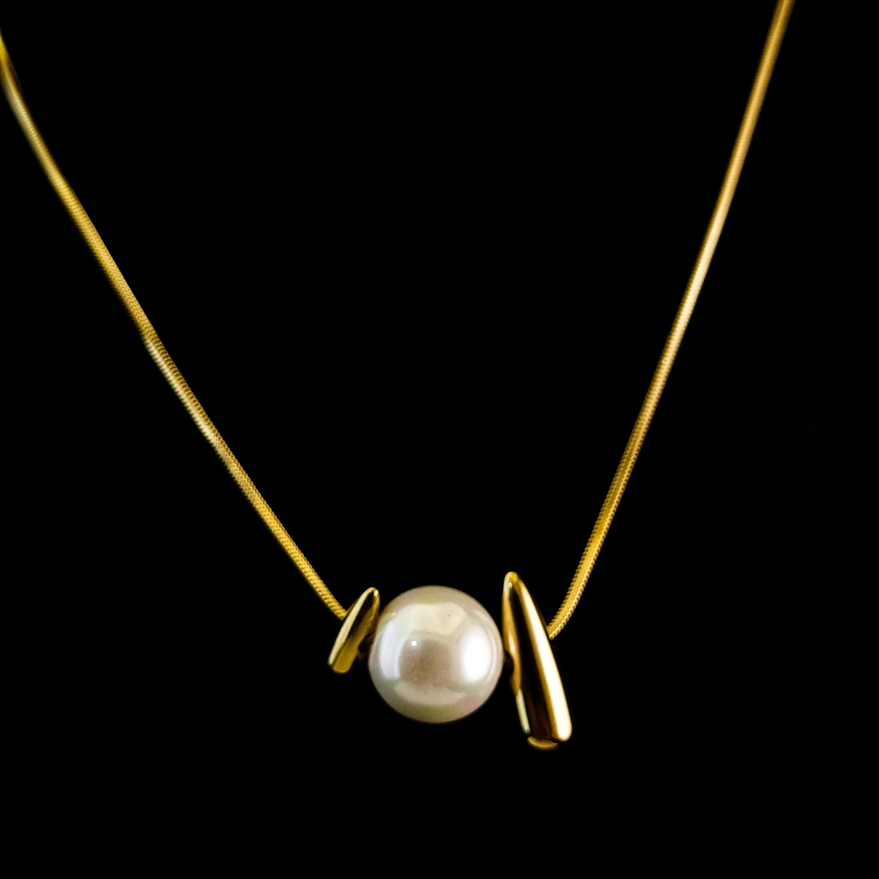 Sculptural Pearl Necklace