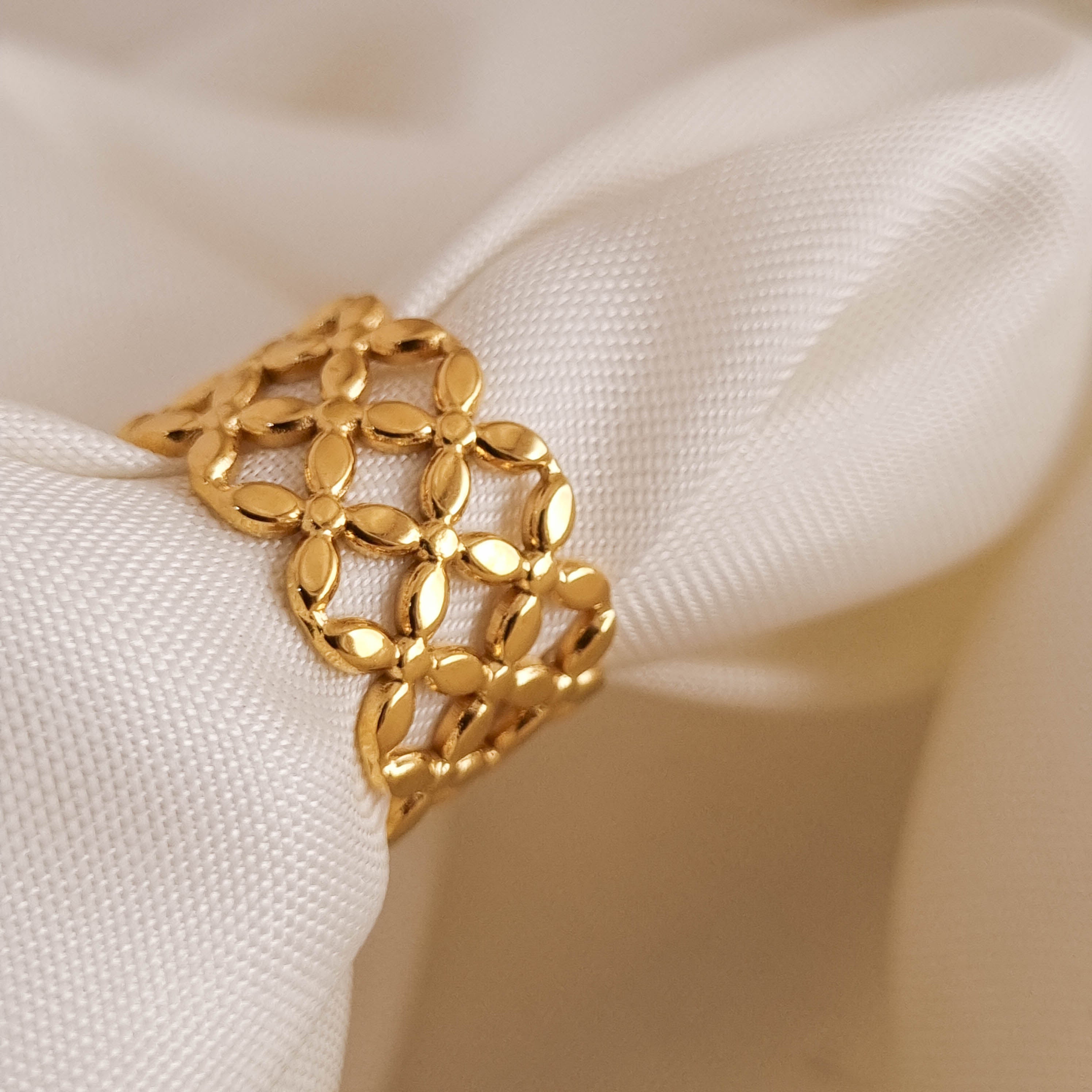 LATTICE AURA RING
