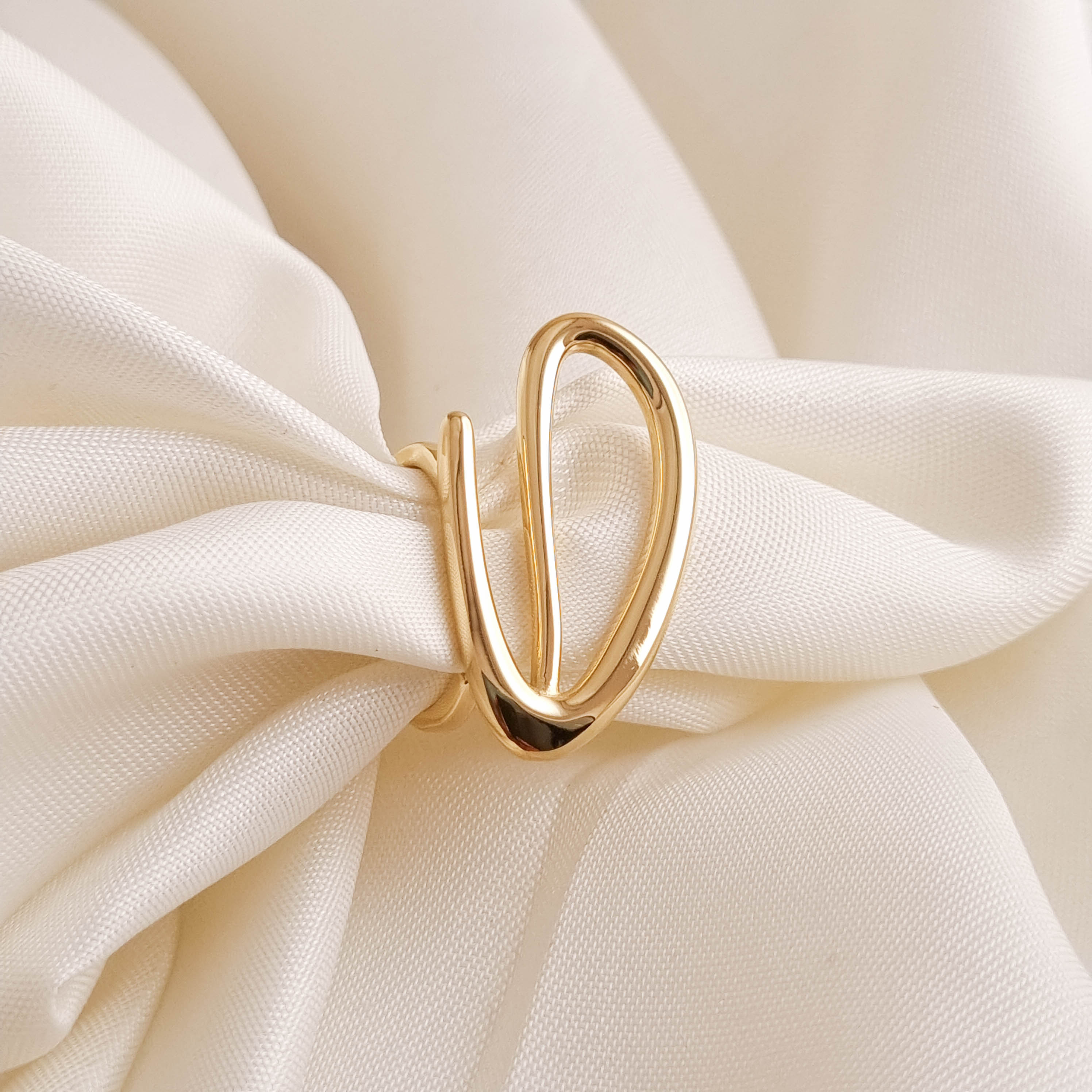 Sculptural Aura Ring