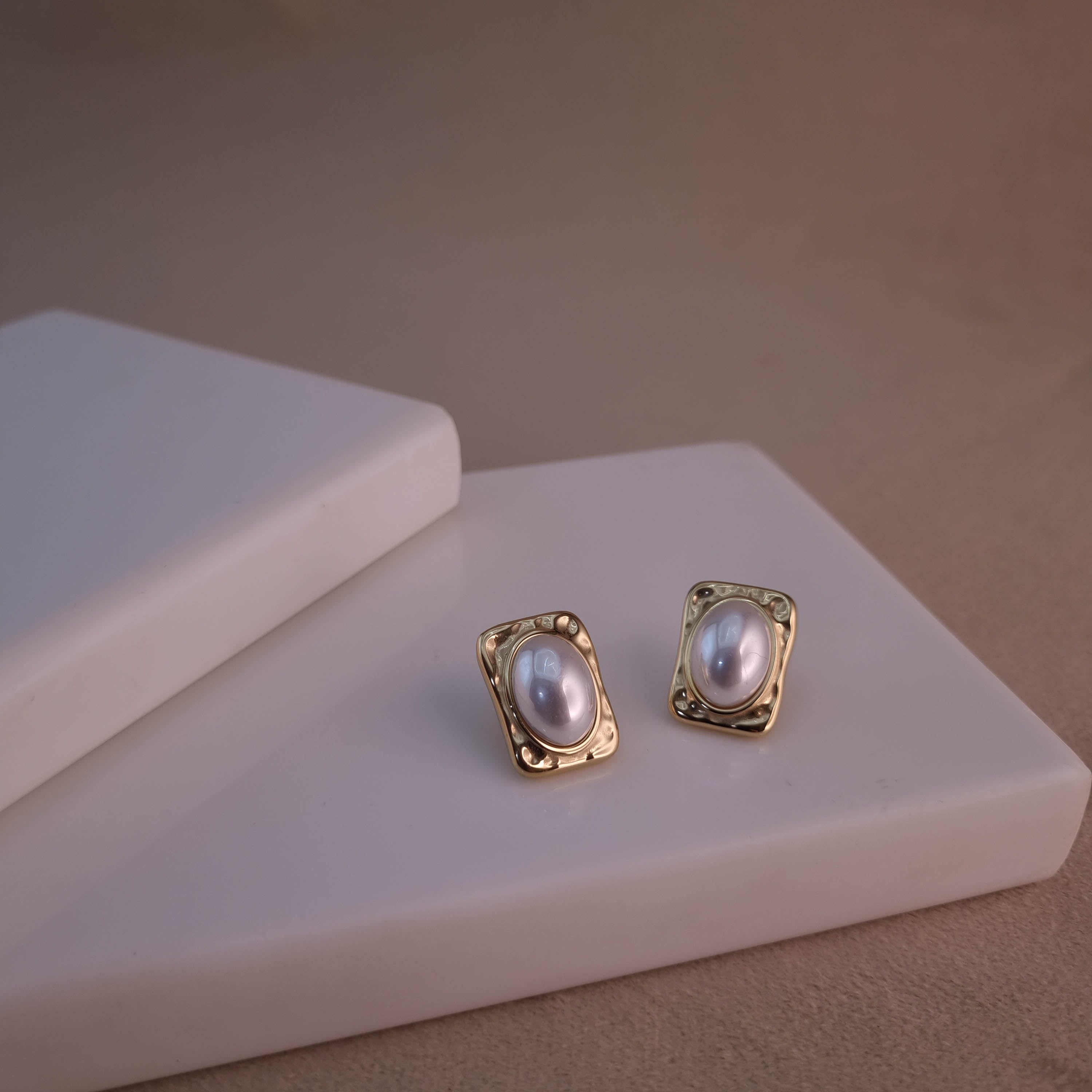 Halo Pearl Squares