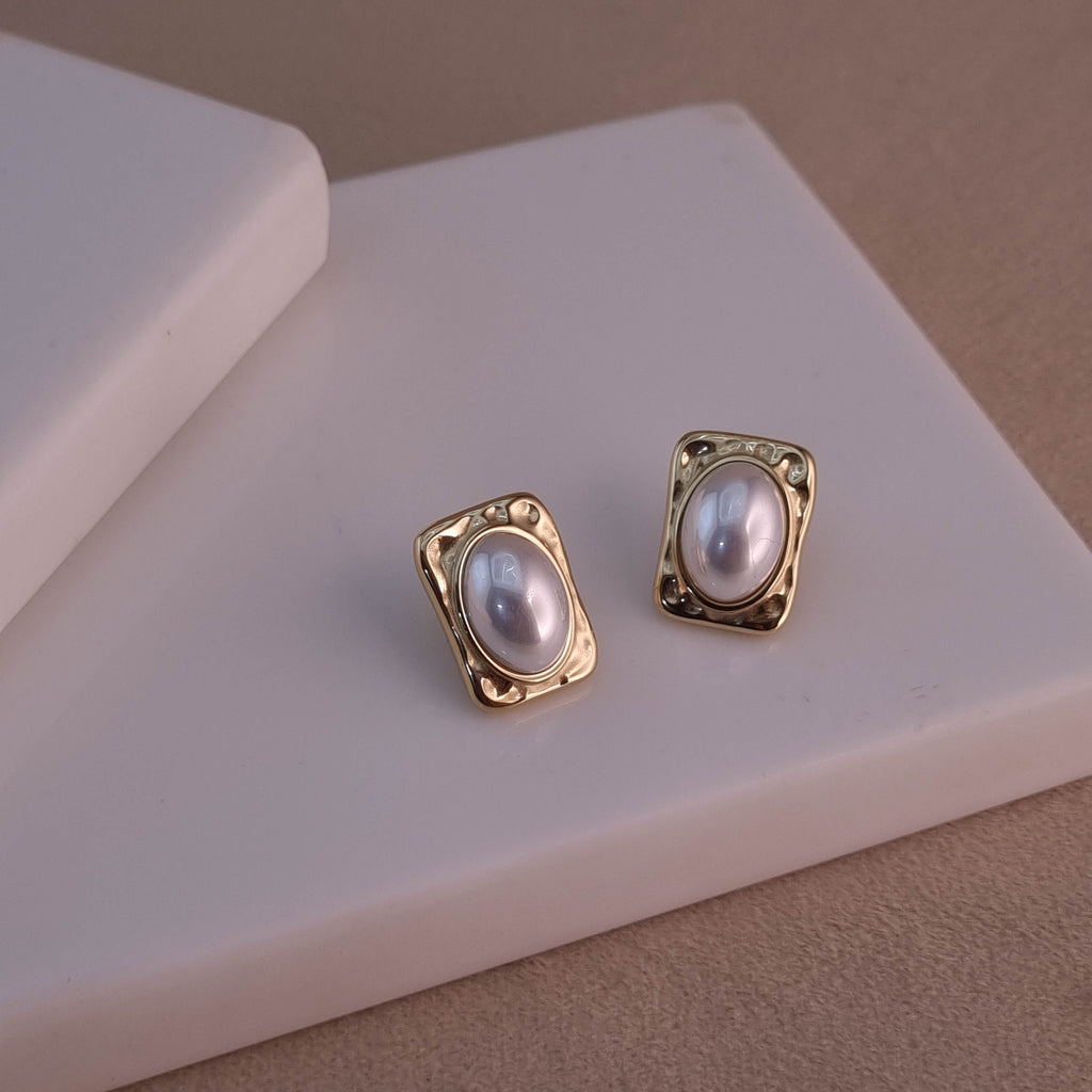 Halo Pearl Squares