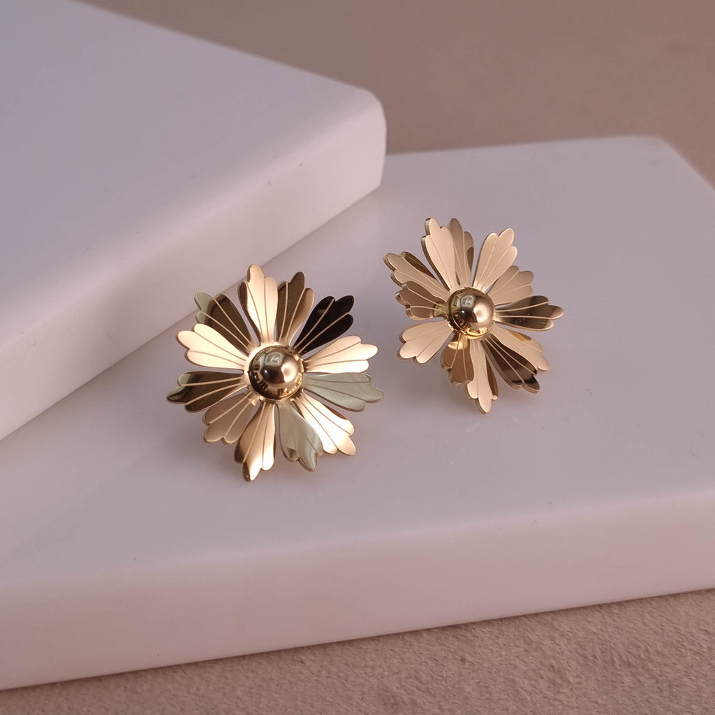 Golden Daisy Luxe