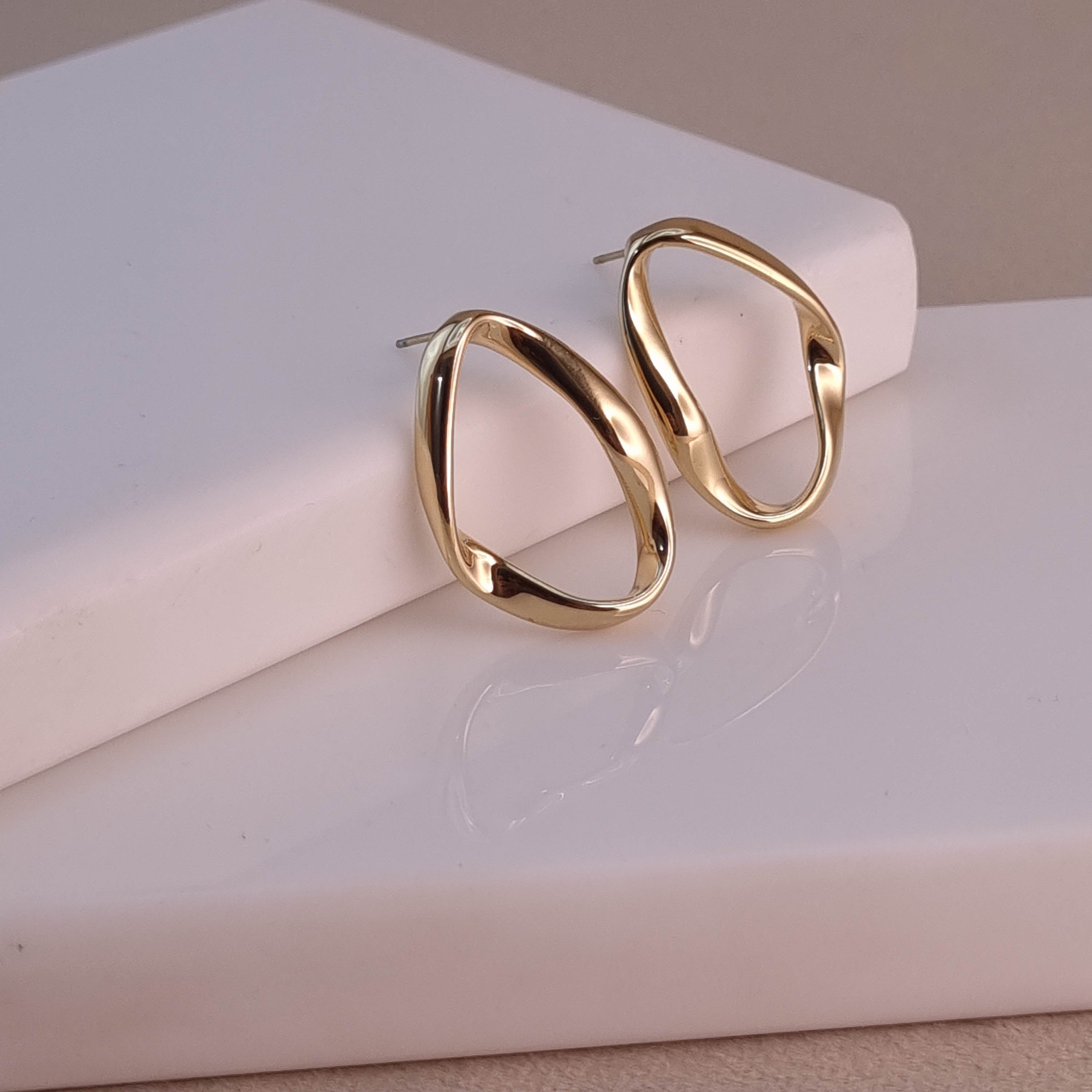Auric Wave Hoops