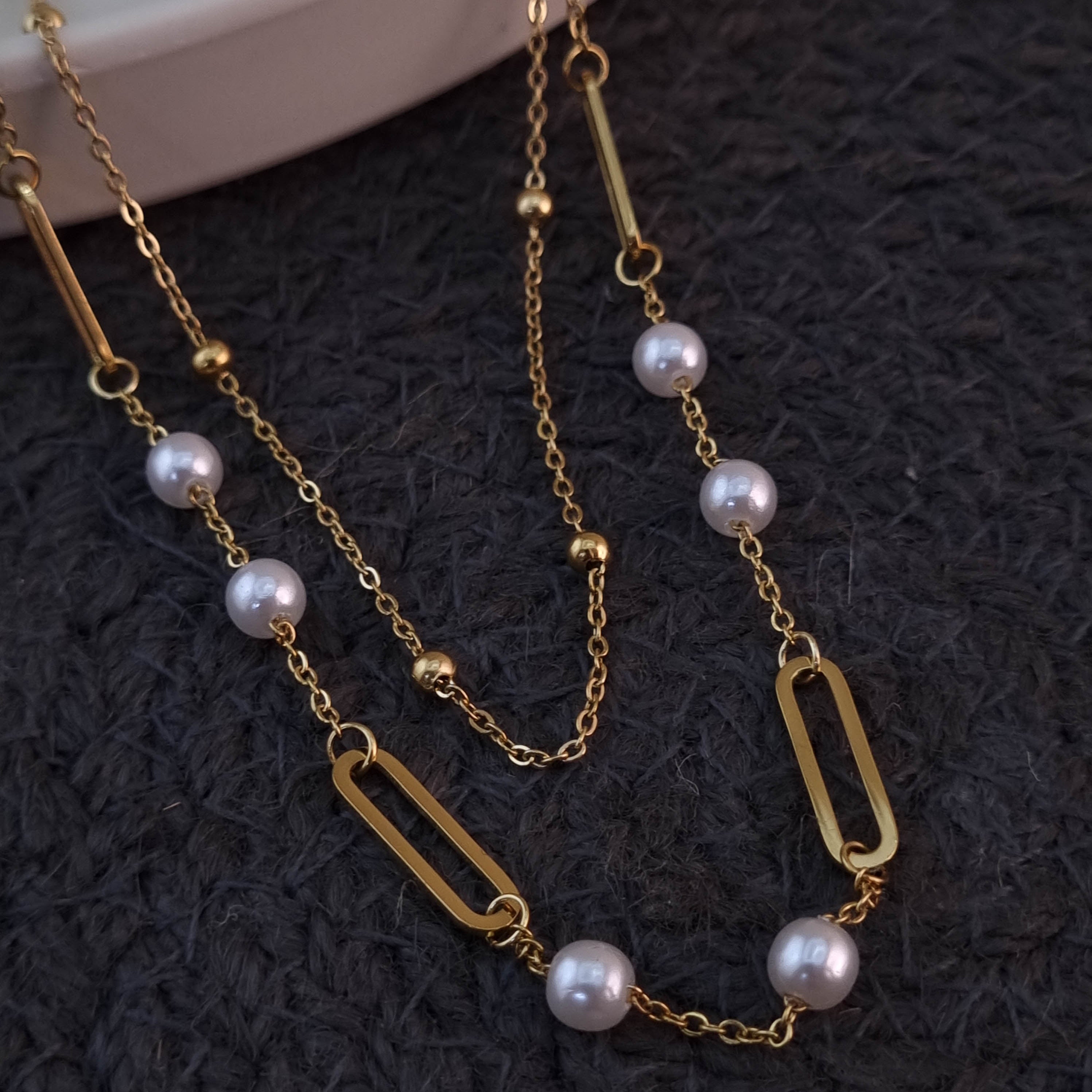 Modern Pearl Link Layer Chain