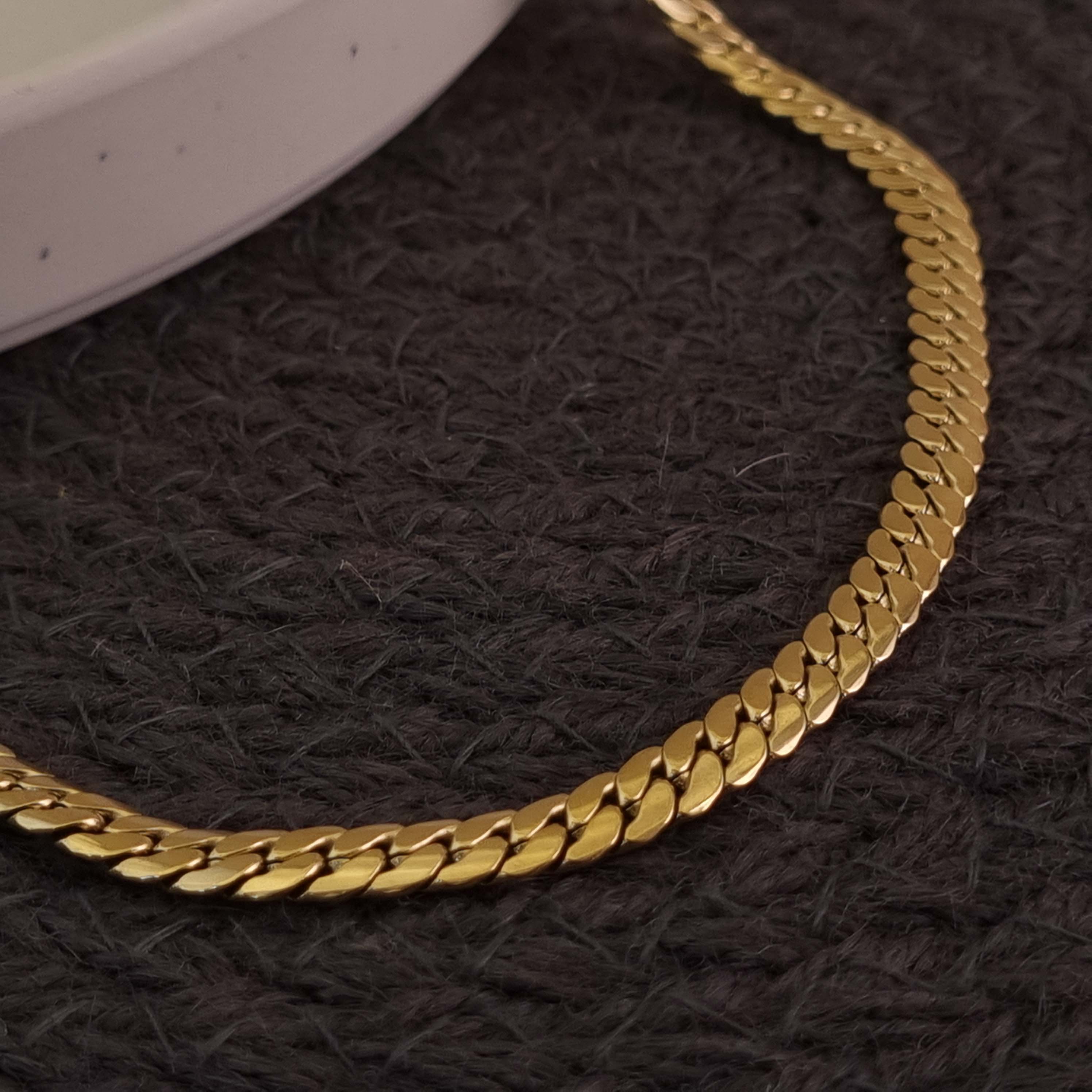 The Gold Herringbone Chain Necklace