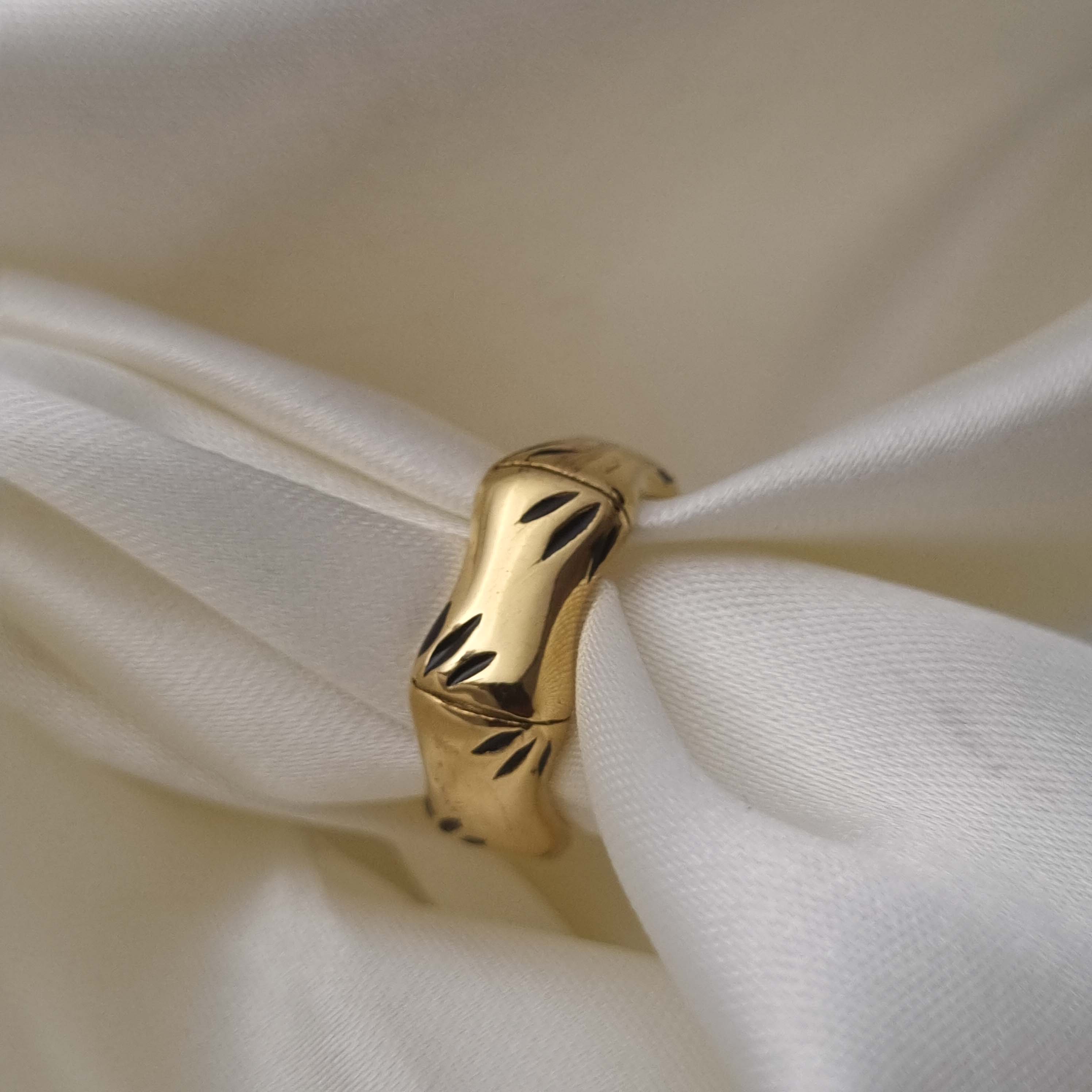Solstice Etched Band