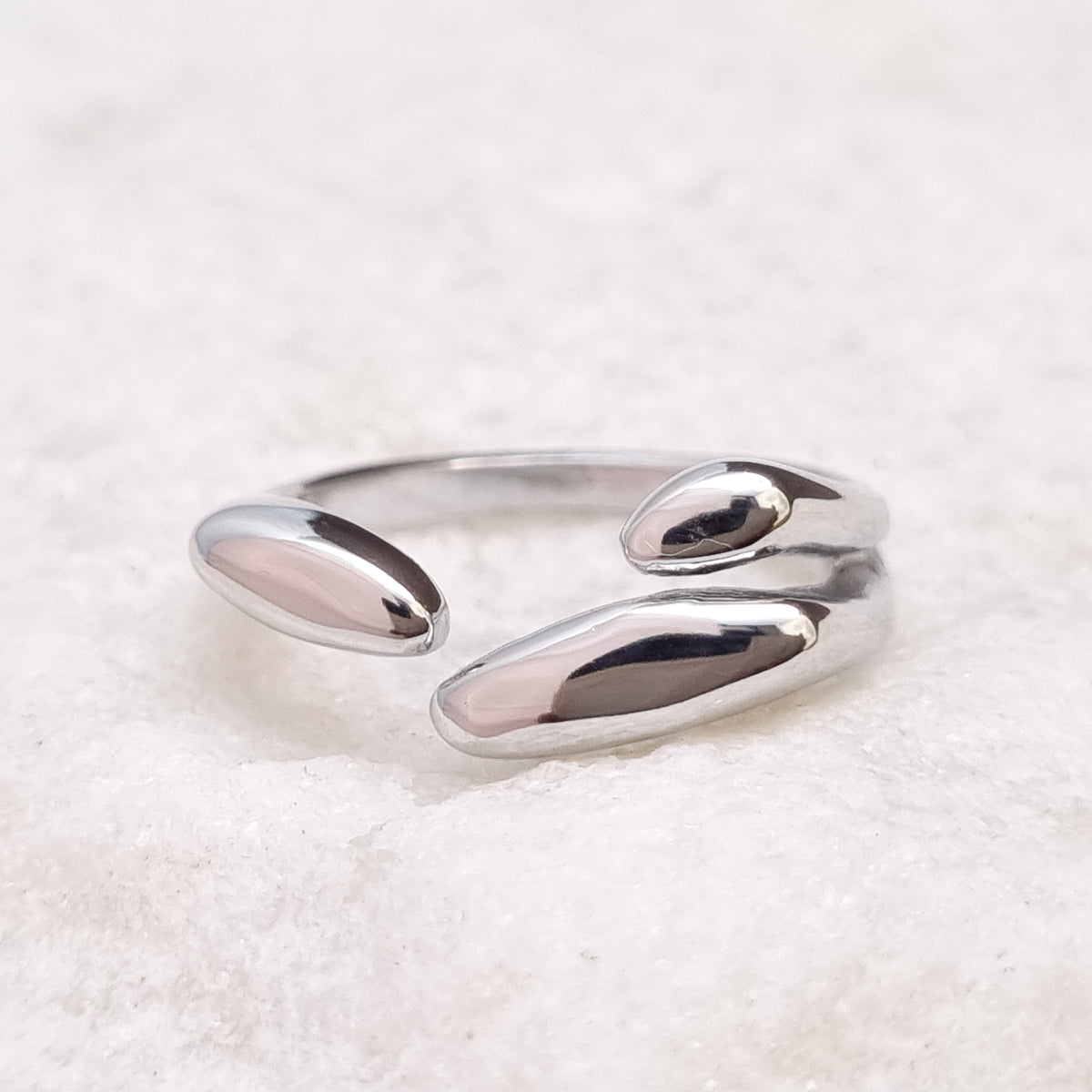 Molten Double-End Open Ring