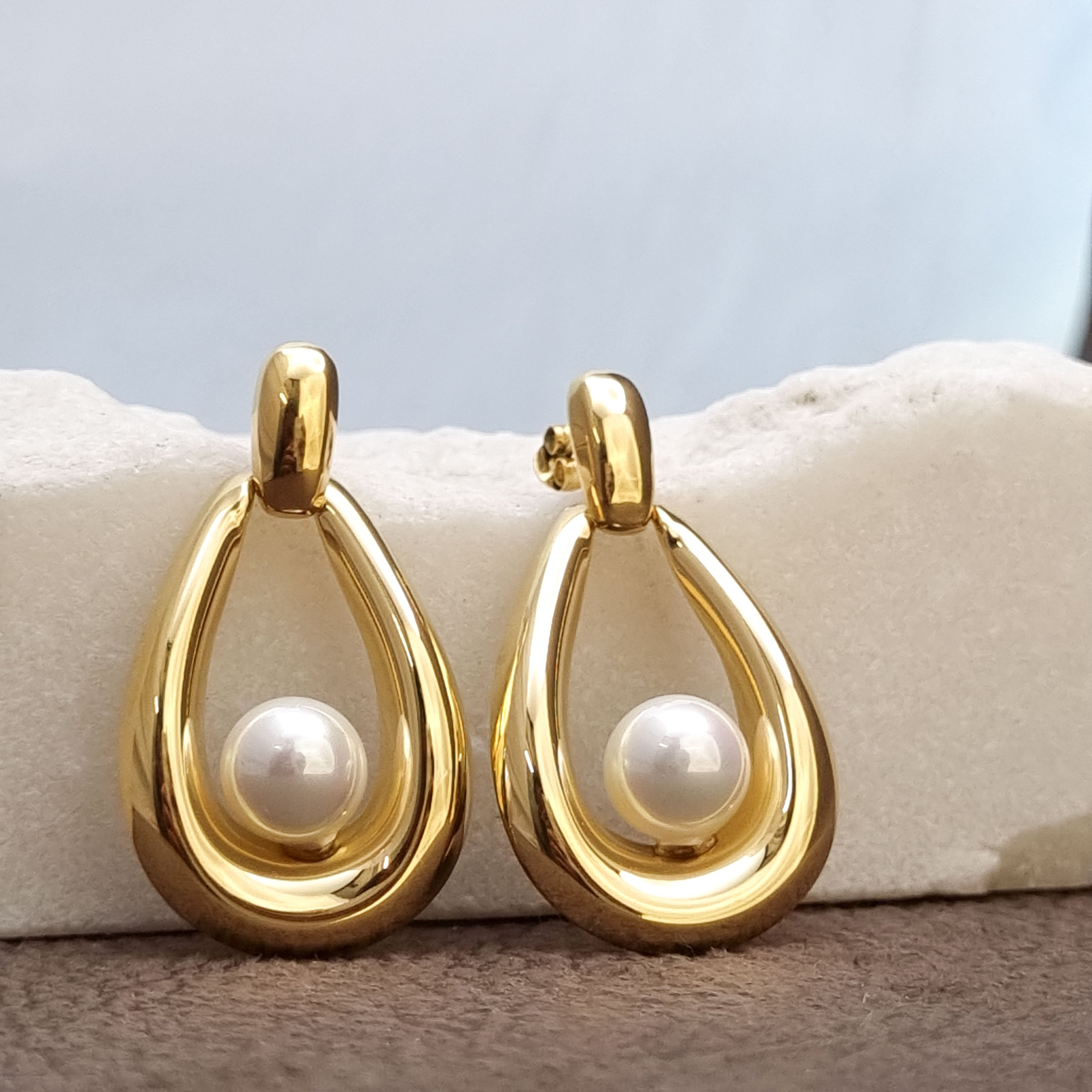 Gold Teardrop Pearl Drop Earrings