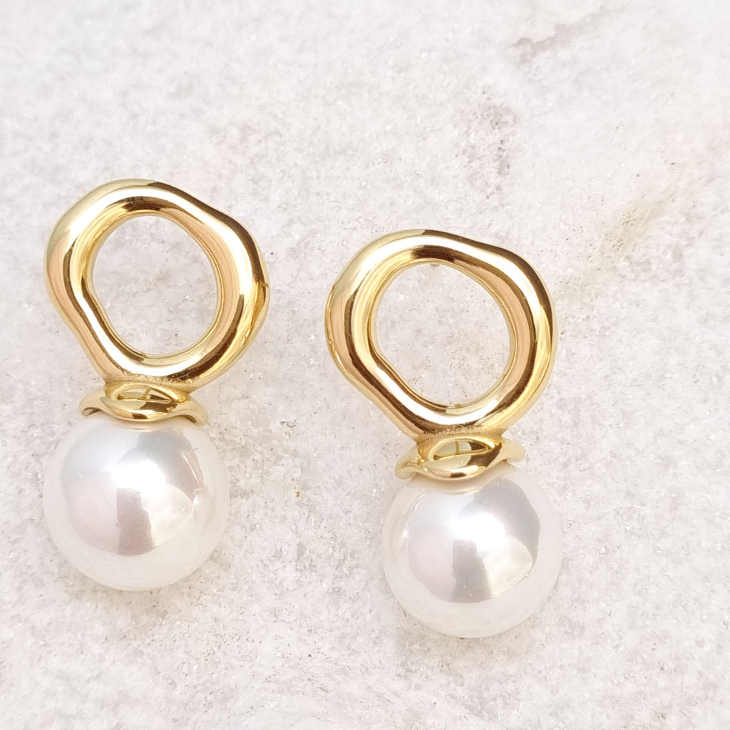Organic Circle Pearl Drop Earrings