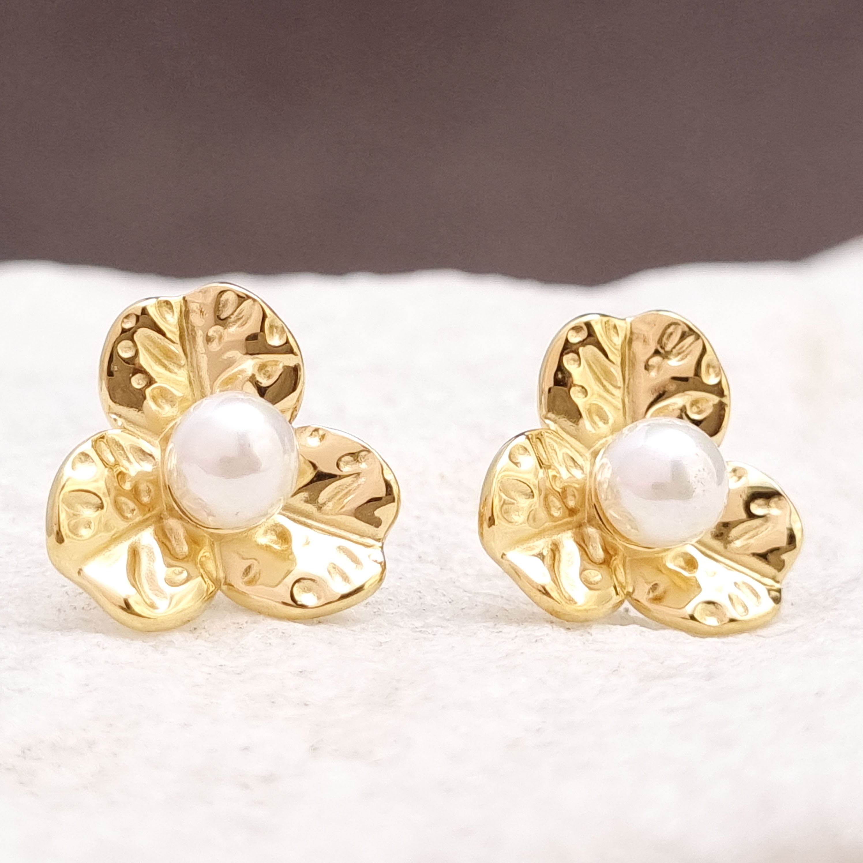 Botanical Pearl Flower Stud Earrings