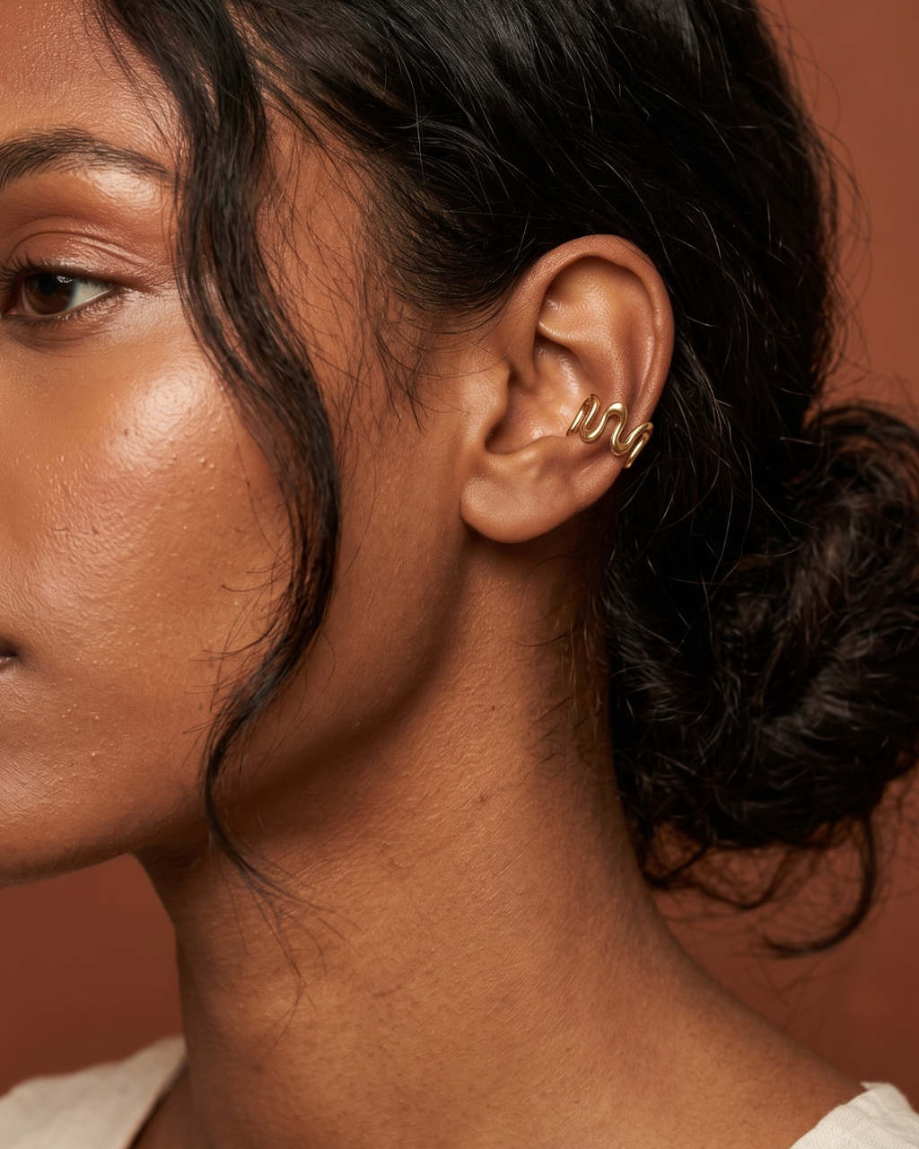 Serpentine Zigzag Ear Cuff