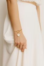 Fleur Luxe Charm Bracelet - Gold Chain with Mother of Pearl Floral Pendant