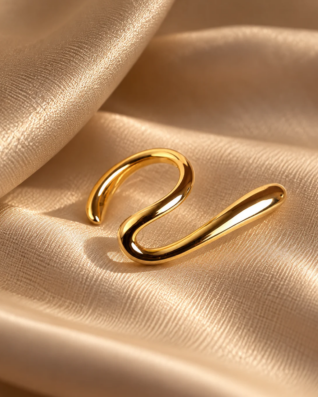 Liquid Tine Sculptural Ear Cuff