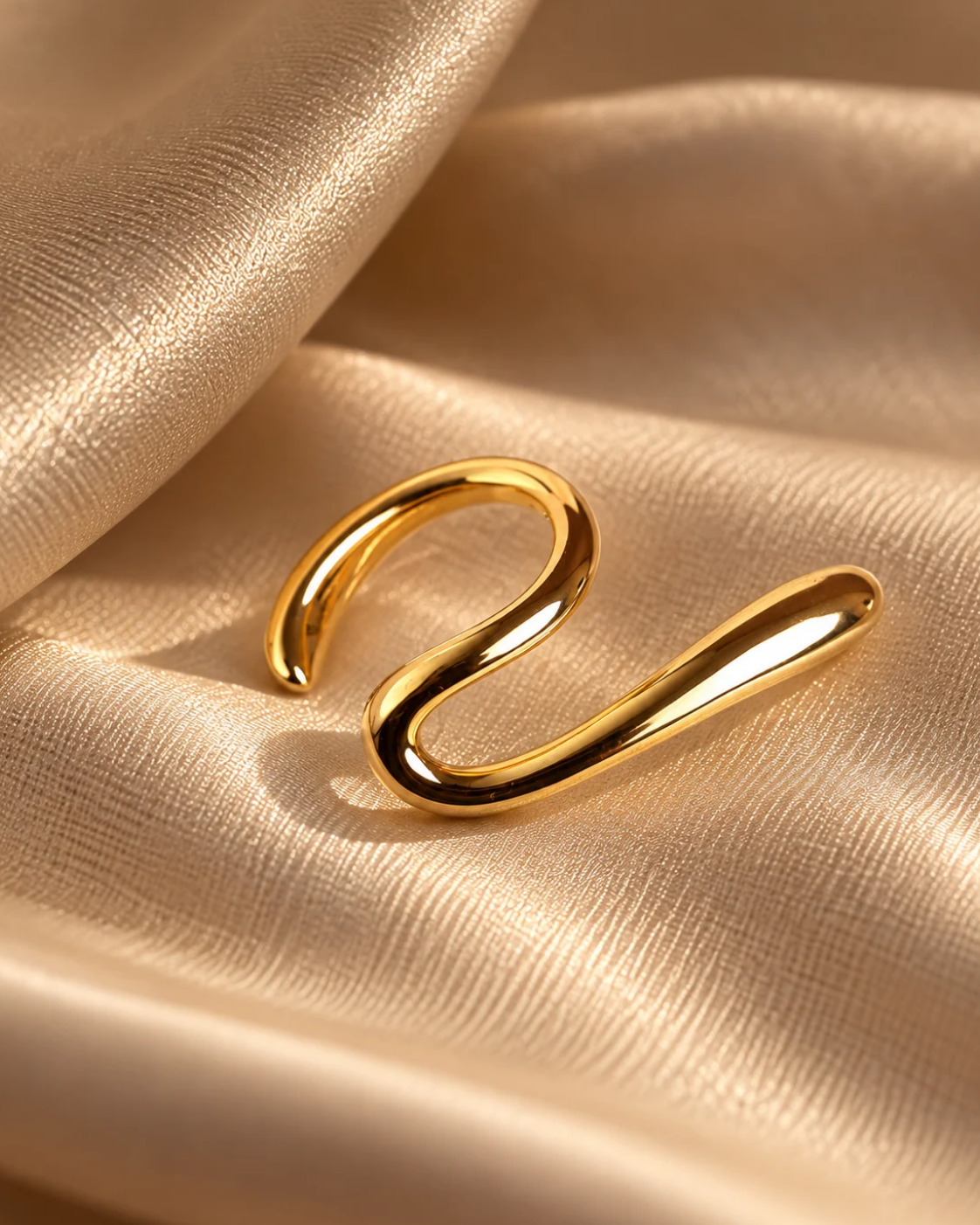 Liquid Tine Sculptural Ear Cuff