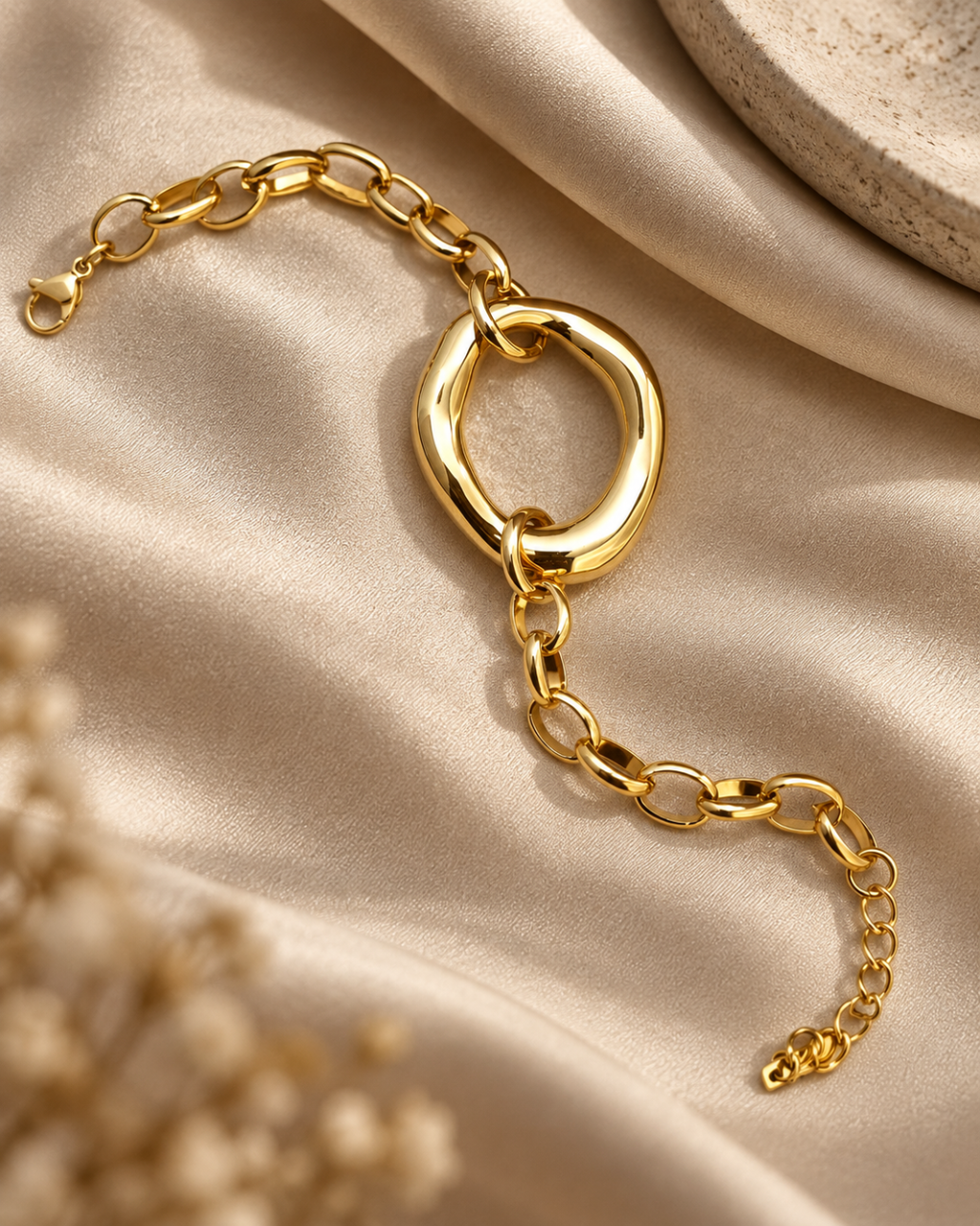 Molten Orbit Chain Bracelet