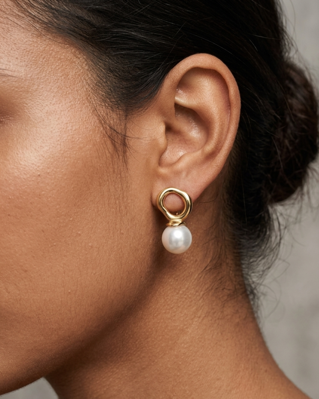 Organic Circle Pearl Drop Earrings