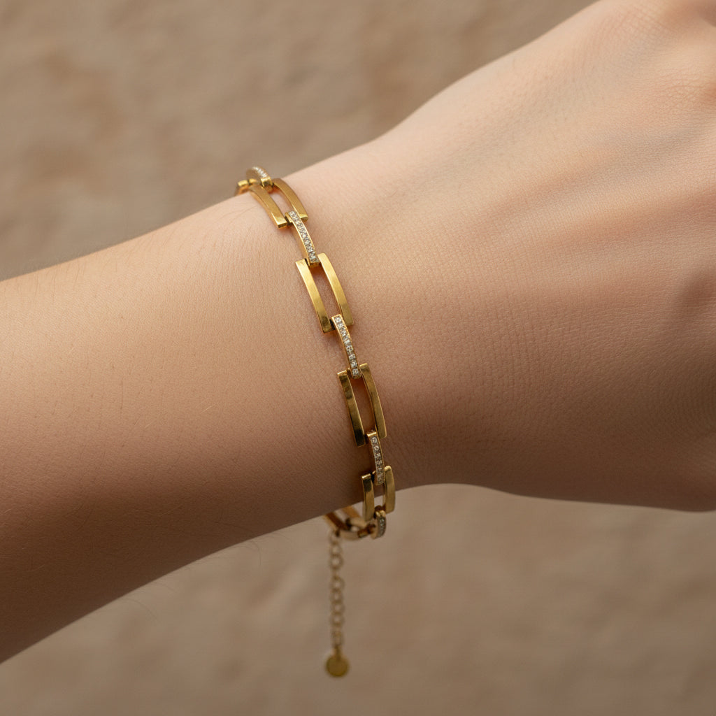 Anti-tarnish gold link bracelet, waterproof geometric jewelry, 18K gold plated pave bracelet, rectangular link bracelet, tarnish-resistant statement jewelry.