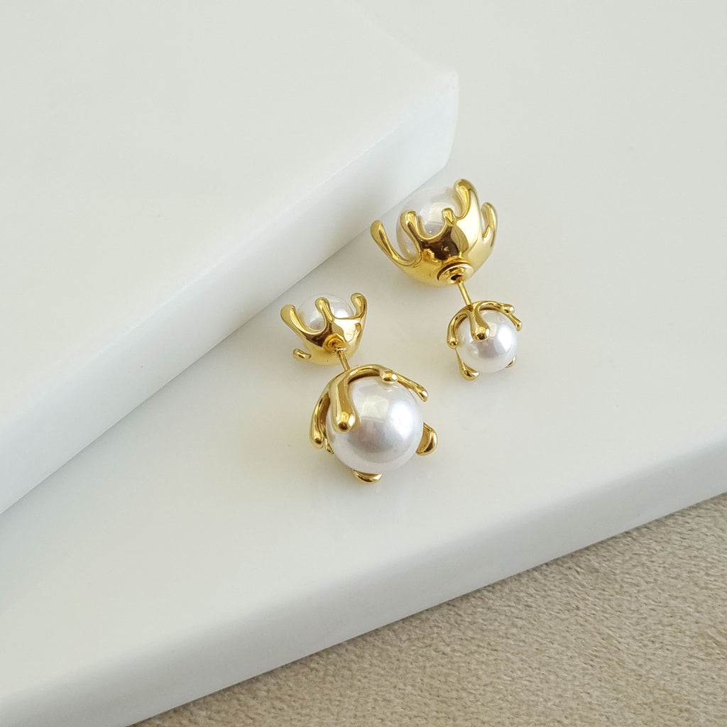 18K gold-plated pearl jackets, waterproof pearl earrings, anti-tarnish front-back earrings, hypoallergenic luxury jewelry, sculptural pearl studs, molten gold jewelry.