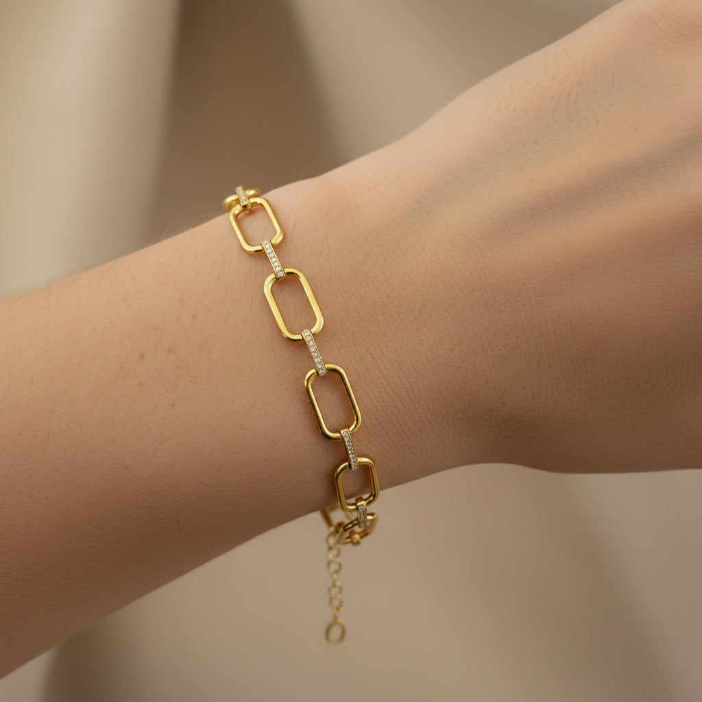 Anti-tarnish gold bracelet, 18K gold plated jewelry, waterproof link bracelet, pave link jewelry, Treshire luxury.
