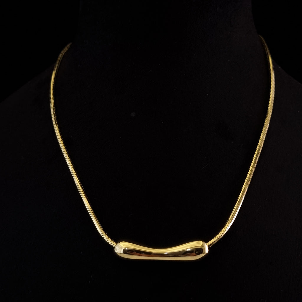 Serene Capsule Necklace