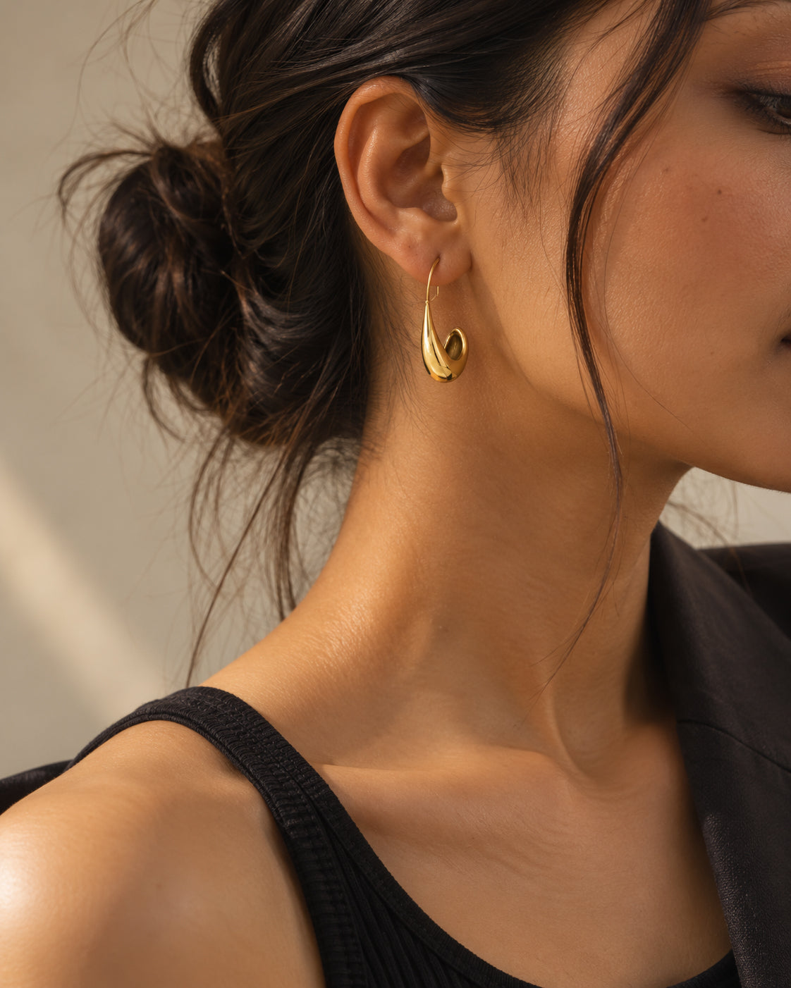 Molten Crescent Tapered Hoop Earrings