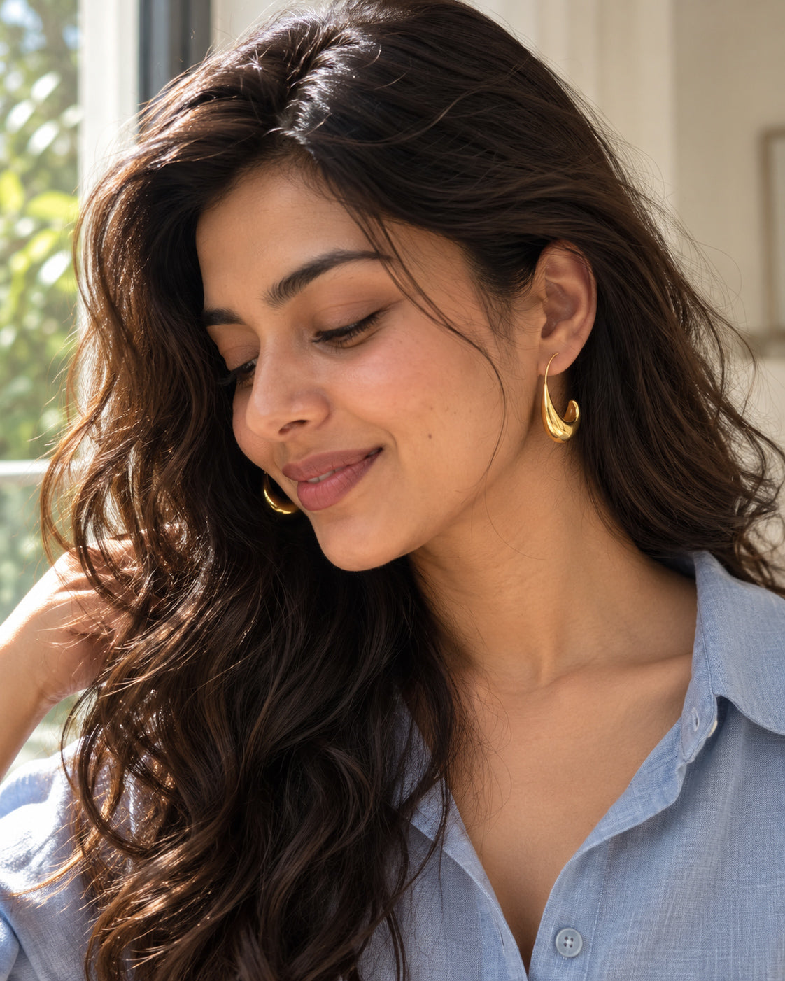 Molten Crescent Tapered Hoop Earrings