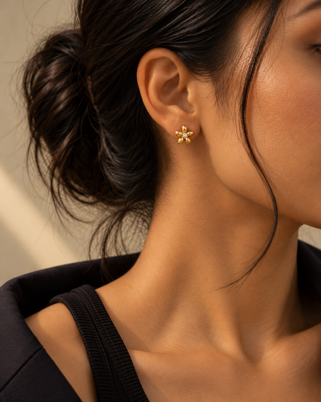 Puffy Daisy CZ Centre Stud Earrings