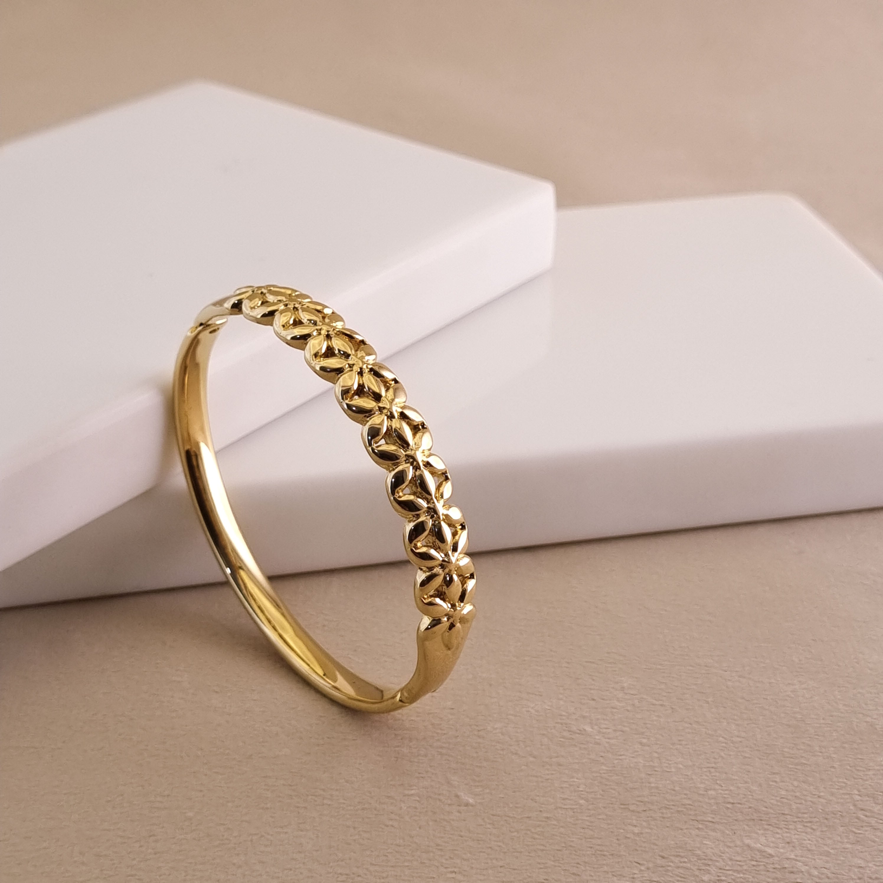 Serene Bloom Bangle