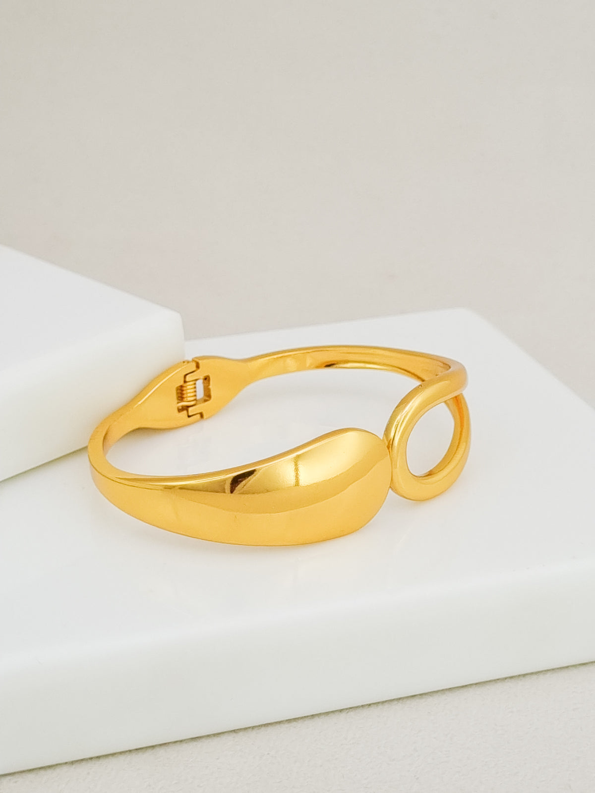 Molten Teardrop Spring Cuff Bracelet