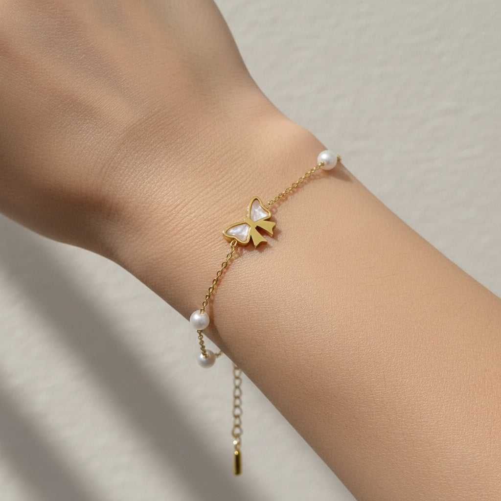 Mother of pearl bow bracelet, waterproof gold pearl jewelry, 18K gold plated bow bracelet, anti-tarnish dainty jewelry, Treshire pearl collection.