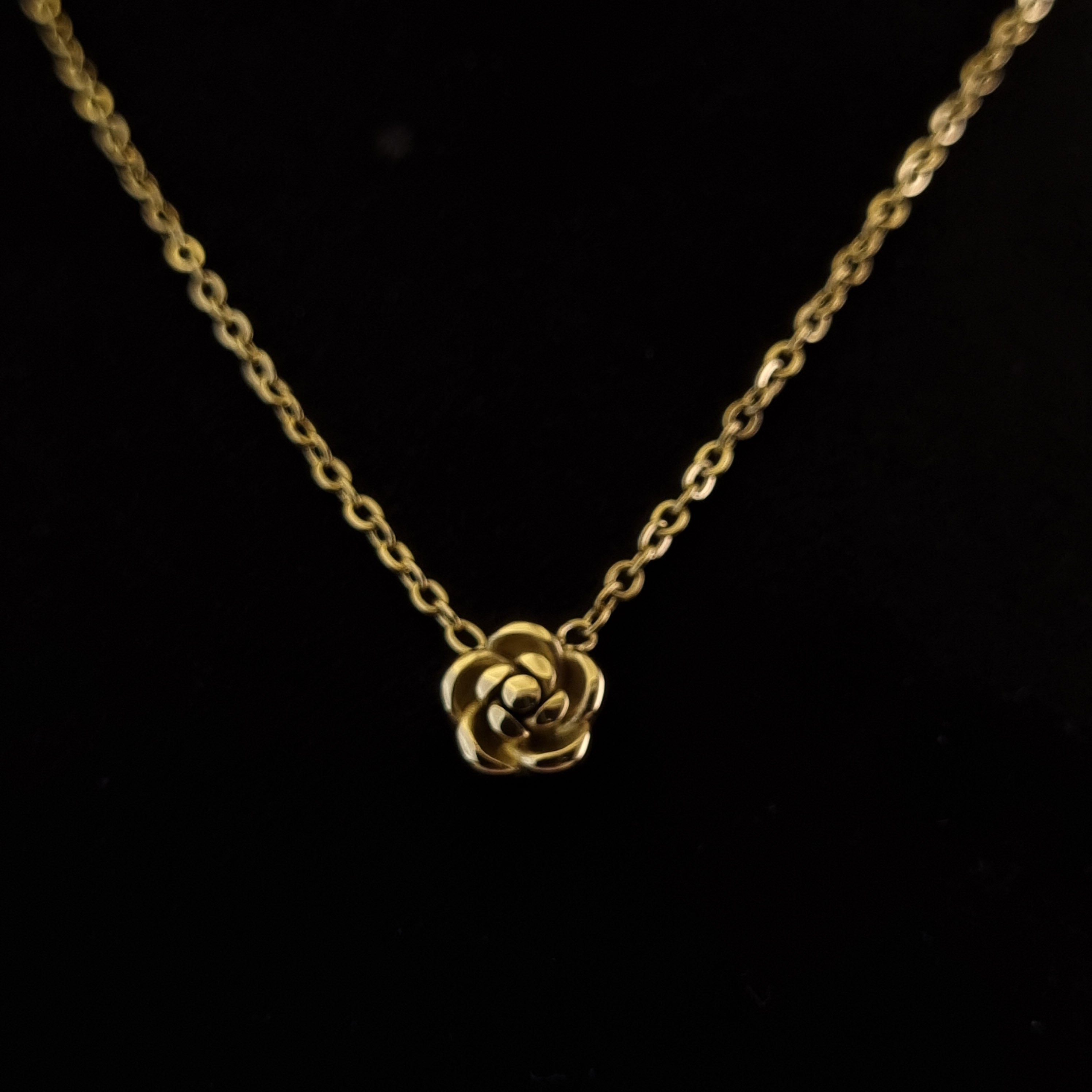Timeless Rose Necklace