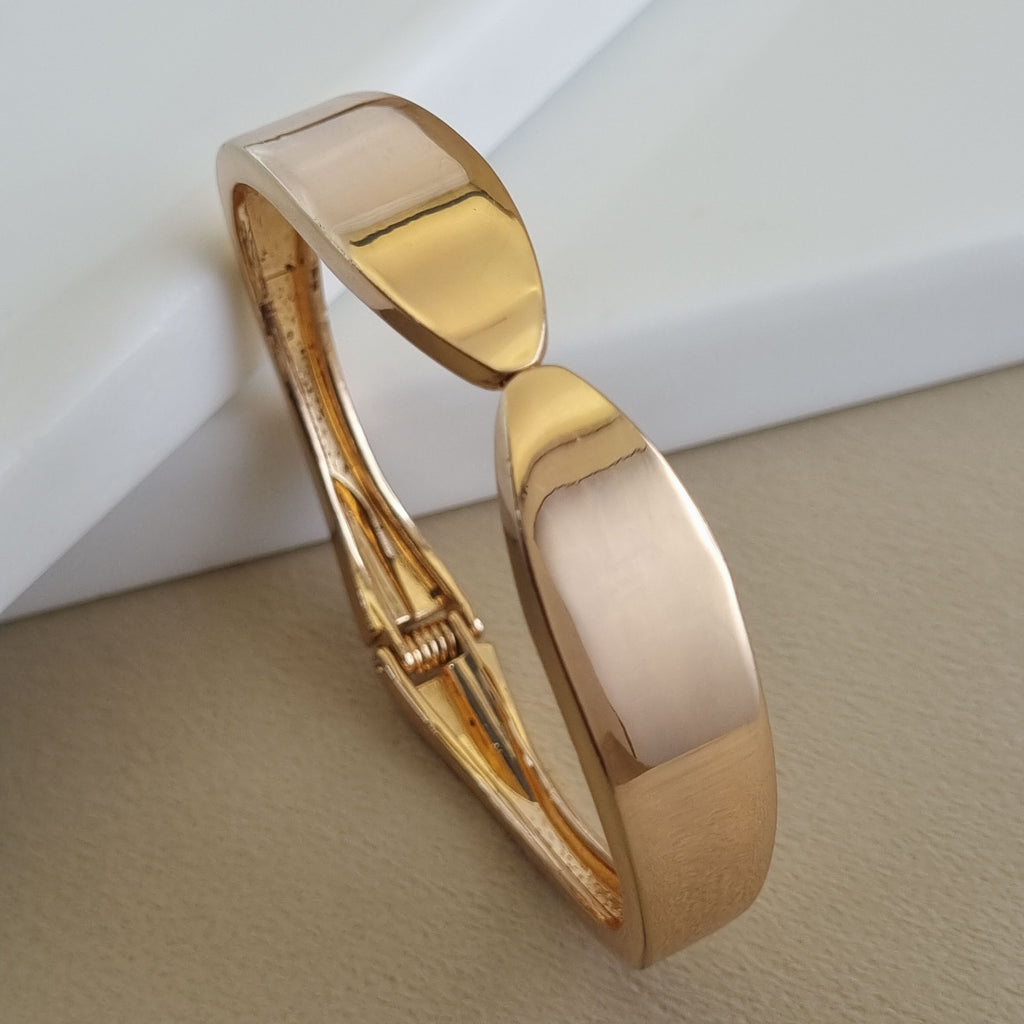 Tapered Sculptural Cuff – Anti-Tarnish, 18K Rose Gold Plated & Waterproof
