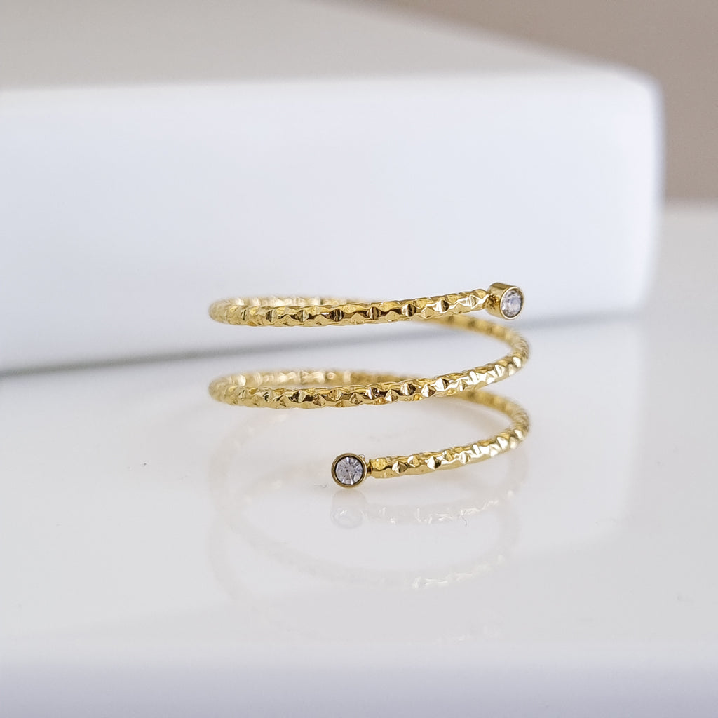 Hammered Spiral Wrap Ring – Size Adjustable, 18K Gold Plated & Waterproof