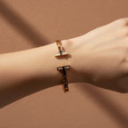 Rose gold chain bangle, waterproof rose gold cuff, 18K rose gold plated bracelet, anti-tarnish link jewelry, open-ended rose gold bangle.