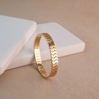 Golden Ripple Openable Bracelet