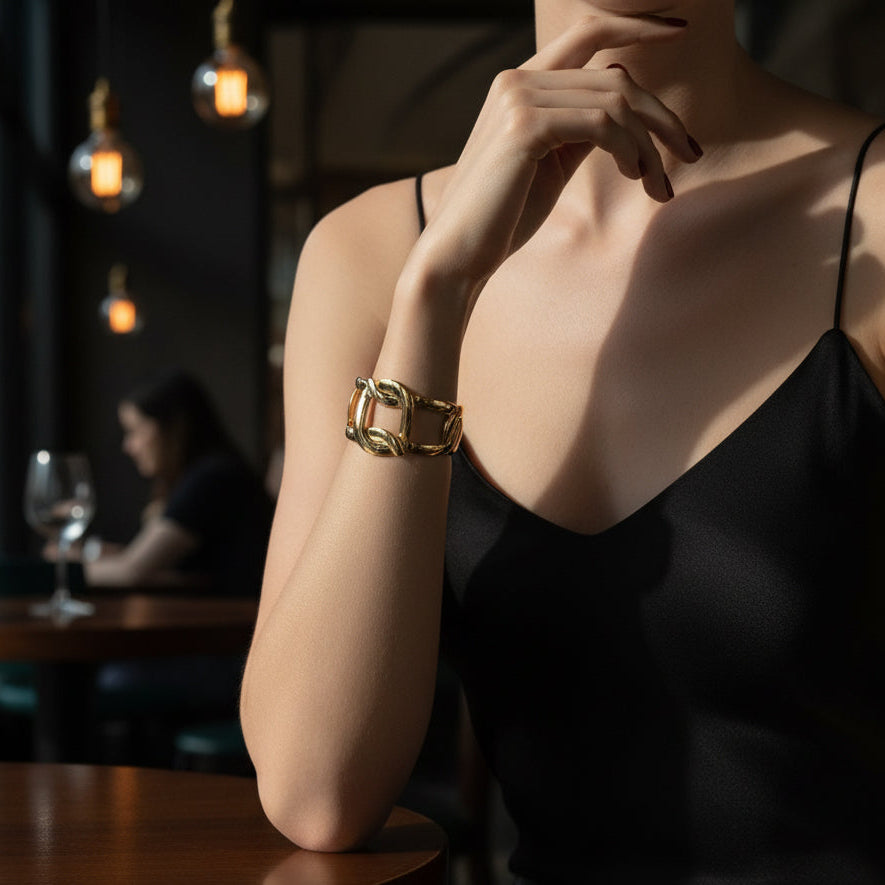 Interlink Aura Cuff