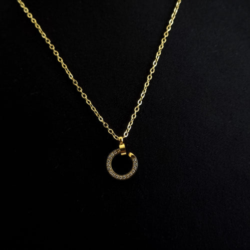Gold halo necklace, circle pendant, 18K gold plated jewelry, waterproof gold necklace, anti-tarnish crystal pendant.