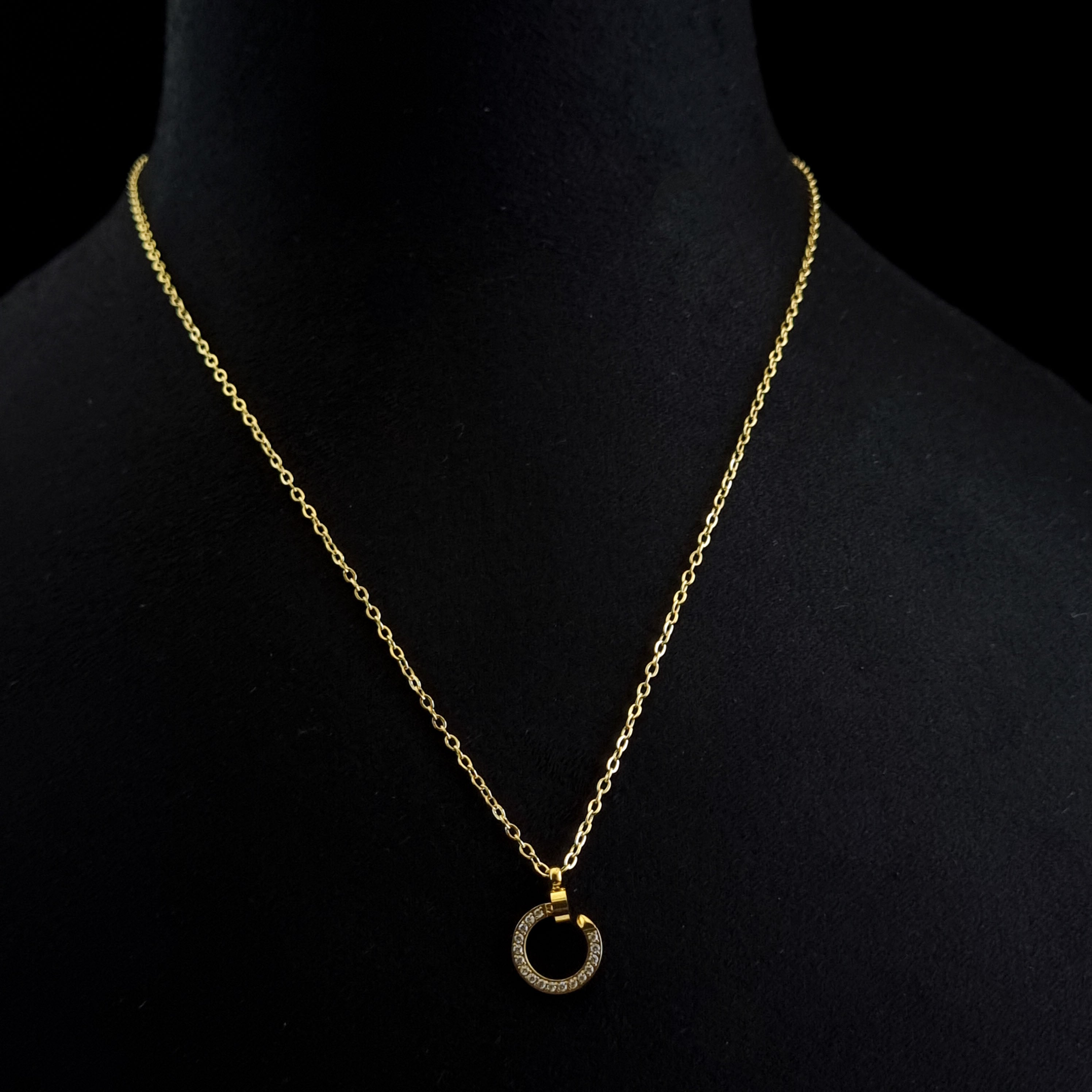 Aura Halo Circle Pendant – Anti-Tarnish, 18K Gold Plated & Waterproof
