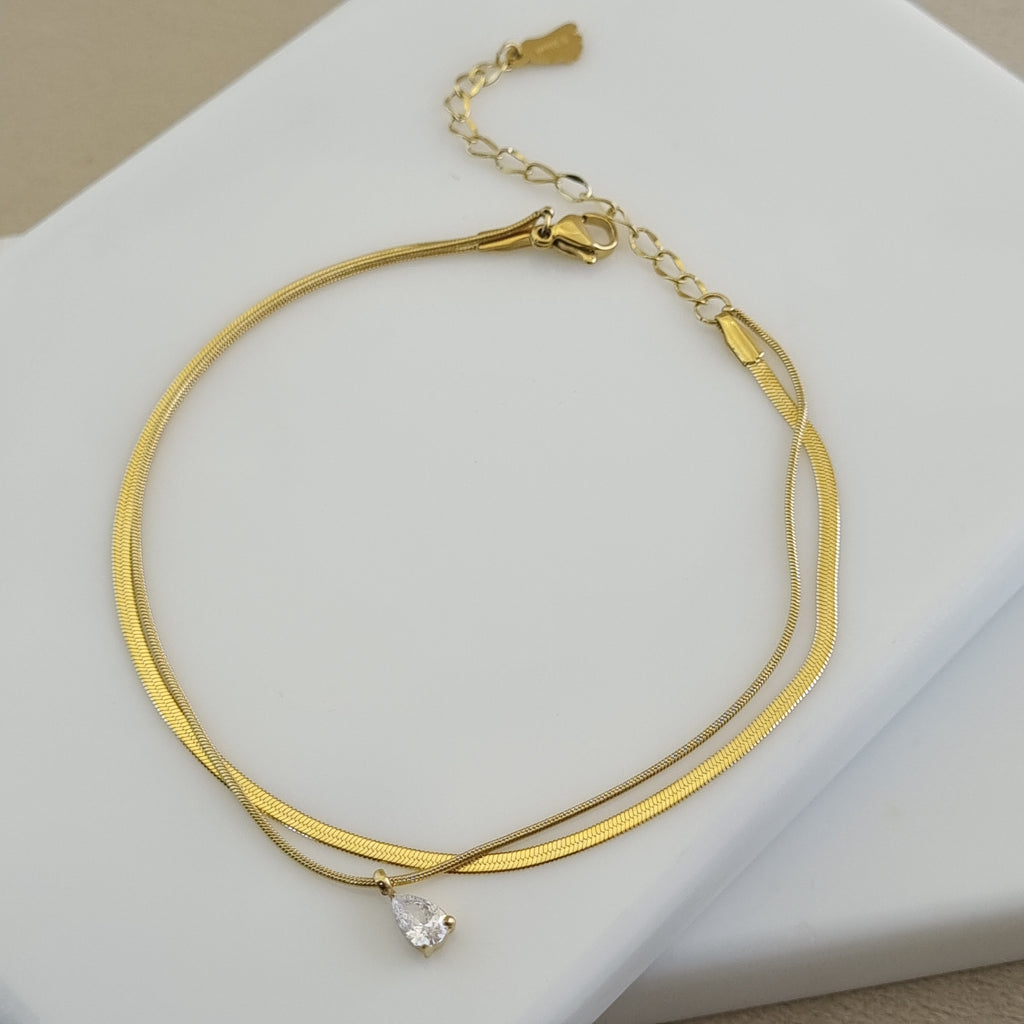 Pear cut crystal jewelry, double chain gold anklet, summer luxury accessories, dainty gold anklet for women, hypoallergenic gold jewelry.