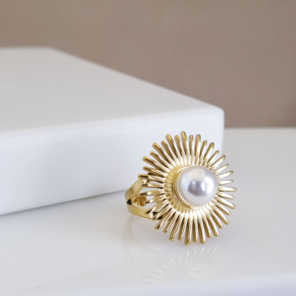 Adjustable sunburst ring, 18K gold plated pearl ring, waterproof celestial jewelry, anti-tarnish statement ring, solar-inspired gold jewelry.