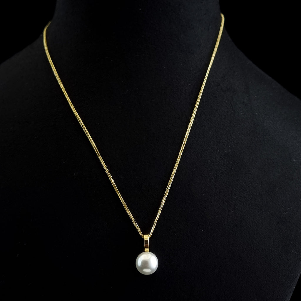 Solitaire Pearl Drop Necklace – Anti-Tarnish, 18K Gold Plated & Waterproof