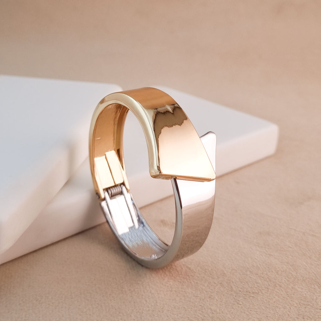 GeoEdge Openable Bracelet