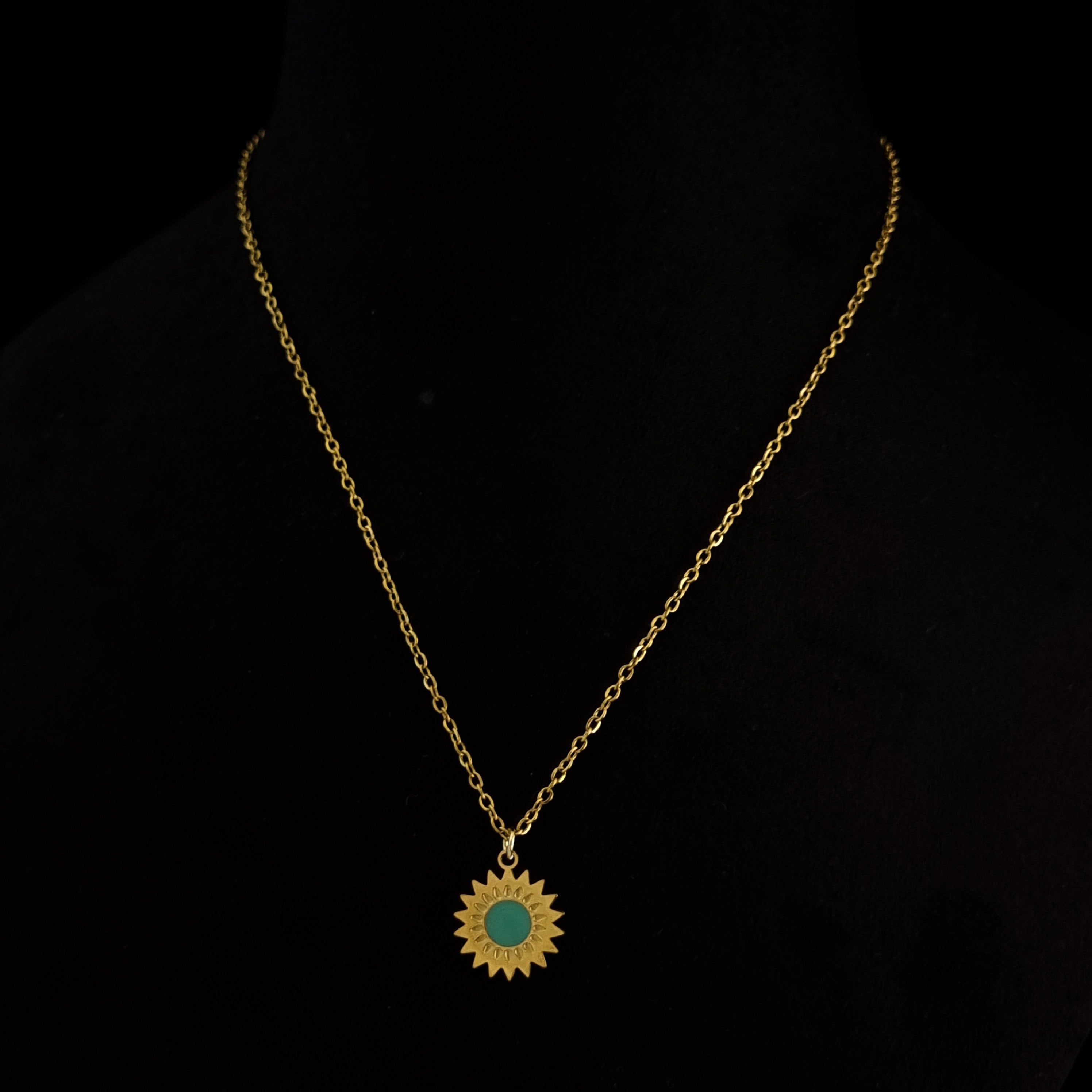 Sunseeker Delicate Chain