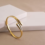Serene Fluid Cuff