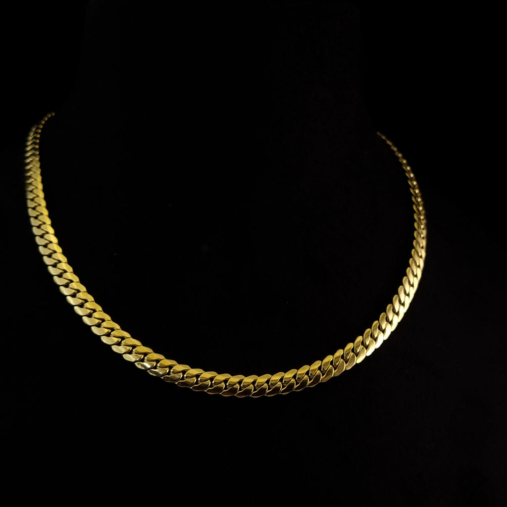 The Gold Herringbone Chain Necklace